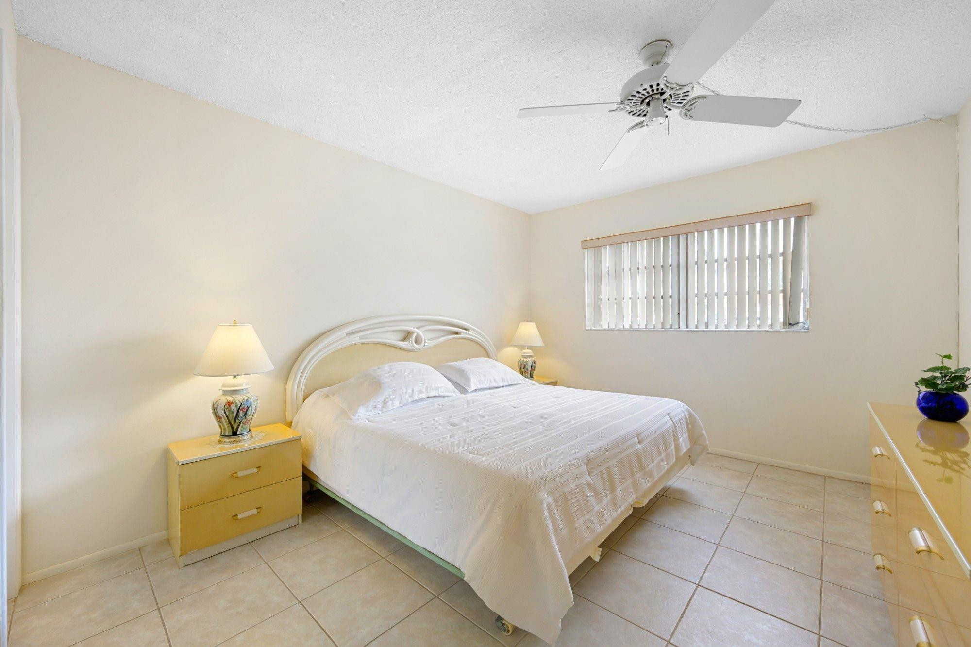 Beverly Hills condo - Residential Lease