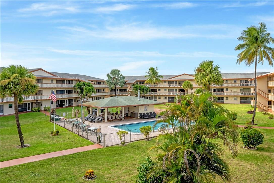 Beverly Hills condo - Residential Lease