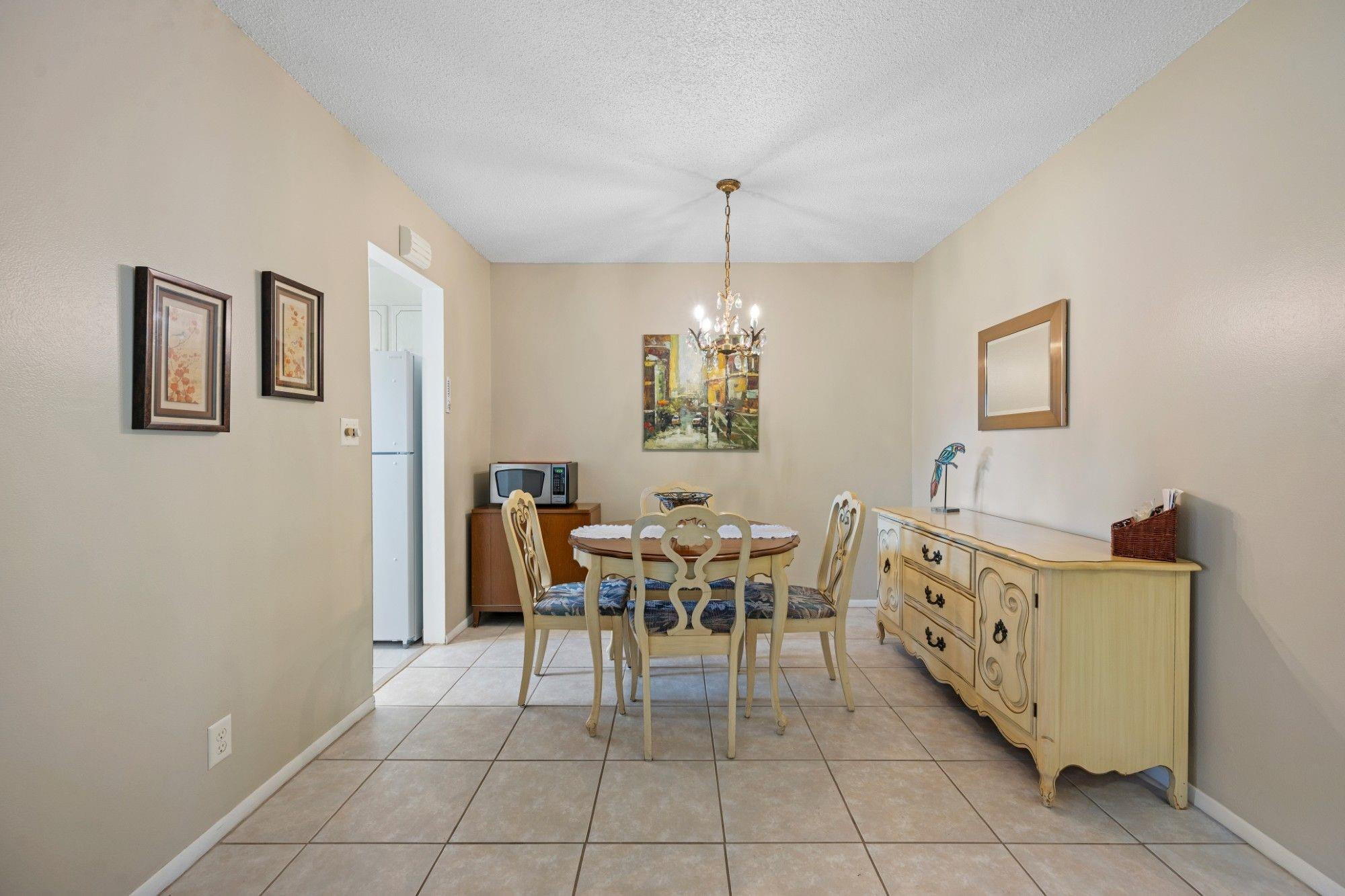Beverly Hills condo - Residential Lease