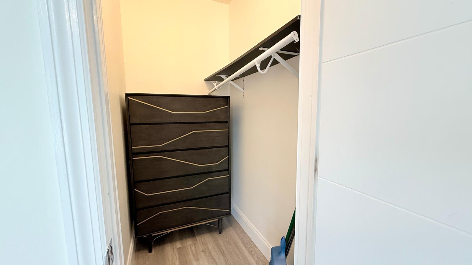 Charming, fully updated studio apartment perfectly situated in the highly sought-after Victoria Park neighborhood of Fort Lauderdale. This bright and modern unit offers a hassle-free lifestyle with ALL UTILITIES INCLUDED in the rent (except Wi-Fi)—saving you extra monthly expenses! Located in a fantastic, quiet community featuring excellent amenities, including a refreshing pool and convenient on-site laundry facilities. Enjoy a premium location just minutes from the vibrant dining, shopping, and entertainment of Las Olas and downtown Fort Lauderdale. Move-in requires first month's rent and a security deposit only for well-qualified applicants. Rapid approval process