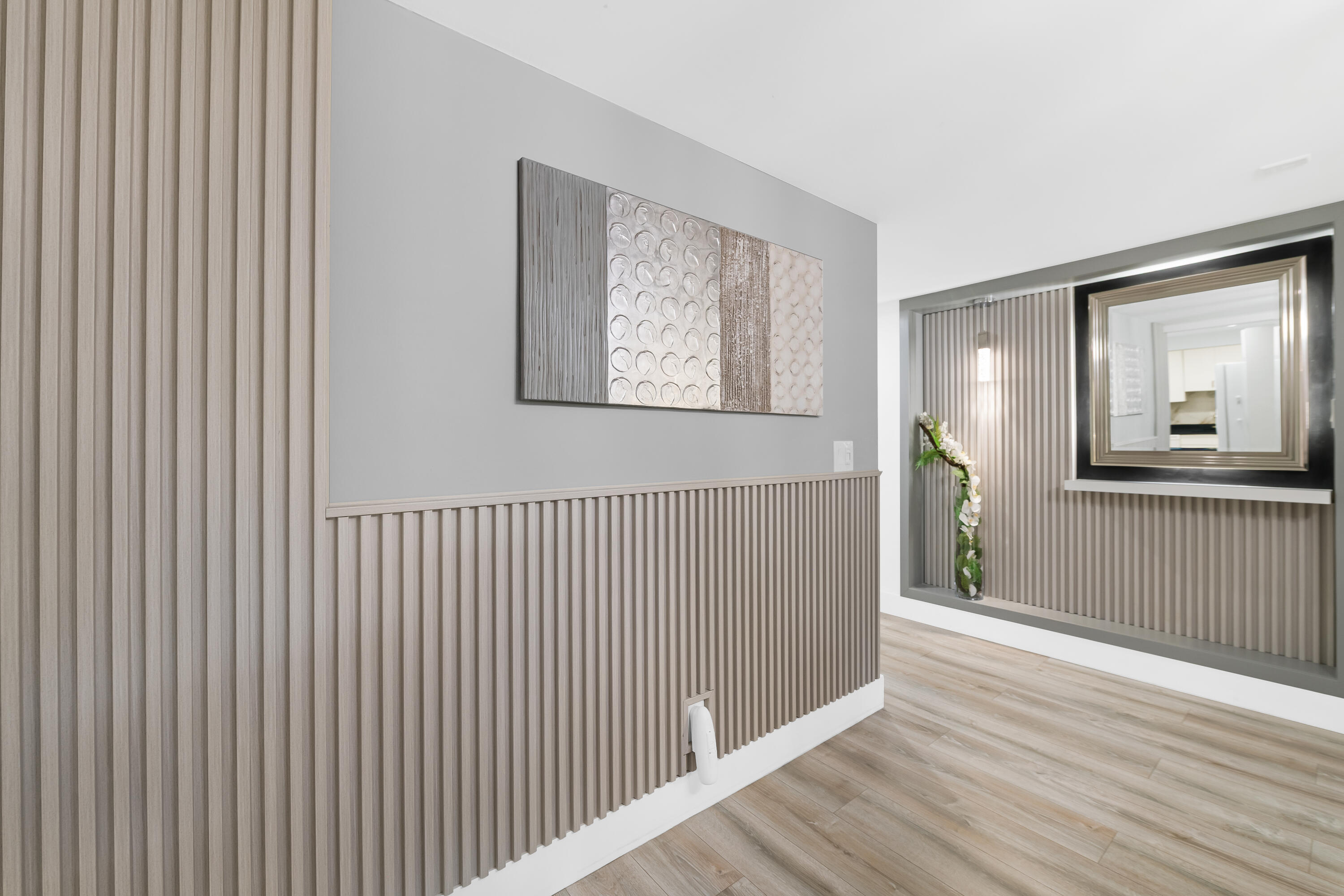 BLDG 130 OF COUNTRY CLUB APTS AT - Residential