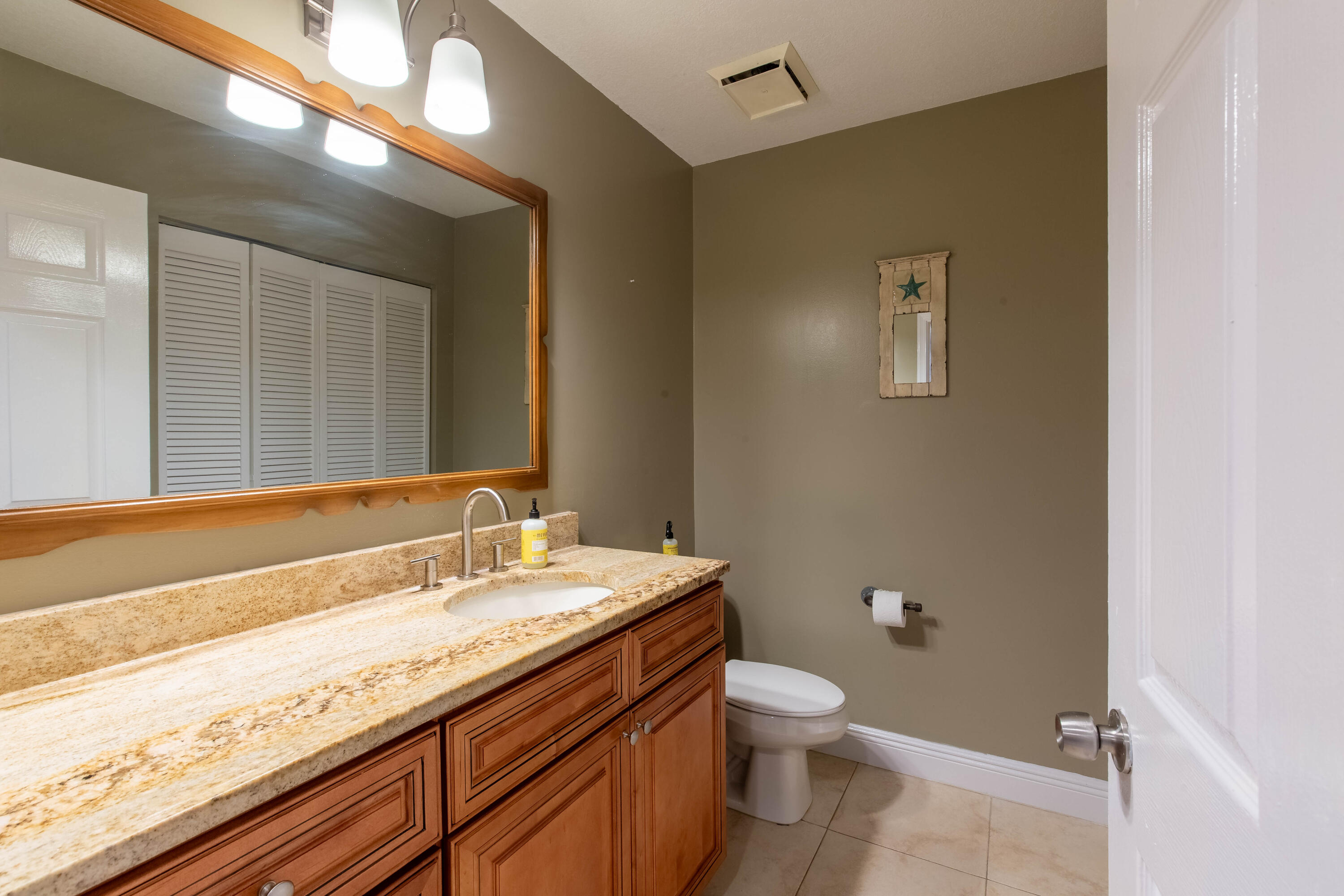 WOODBRIDGE LAKES - Residential