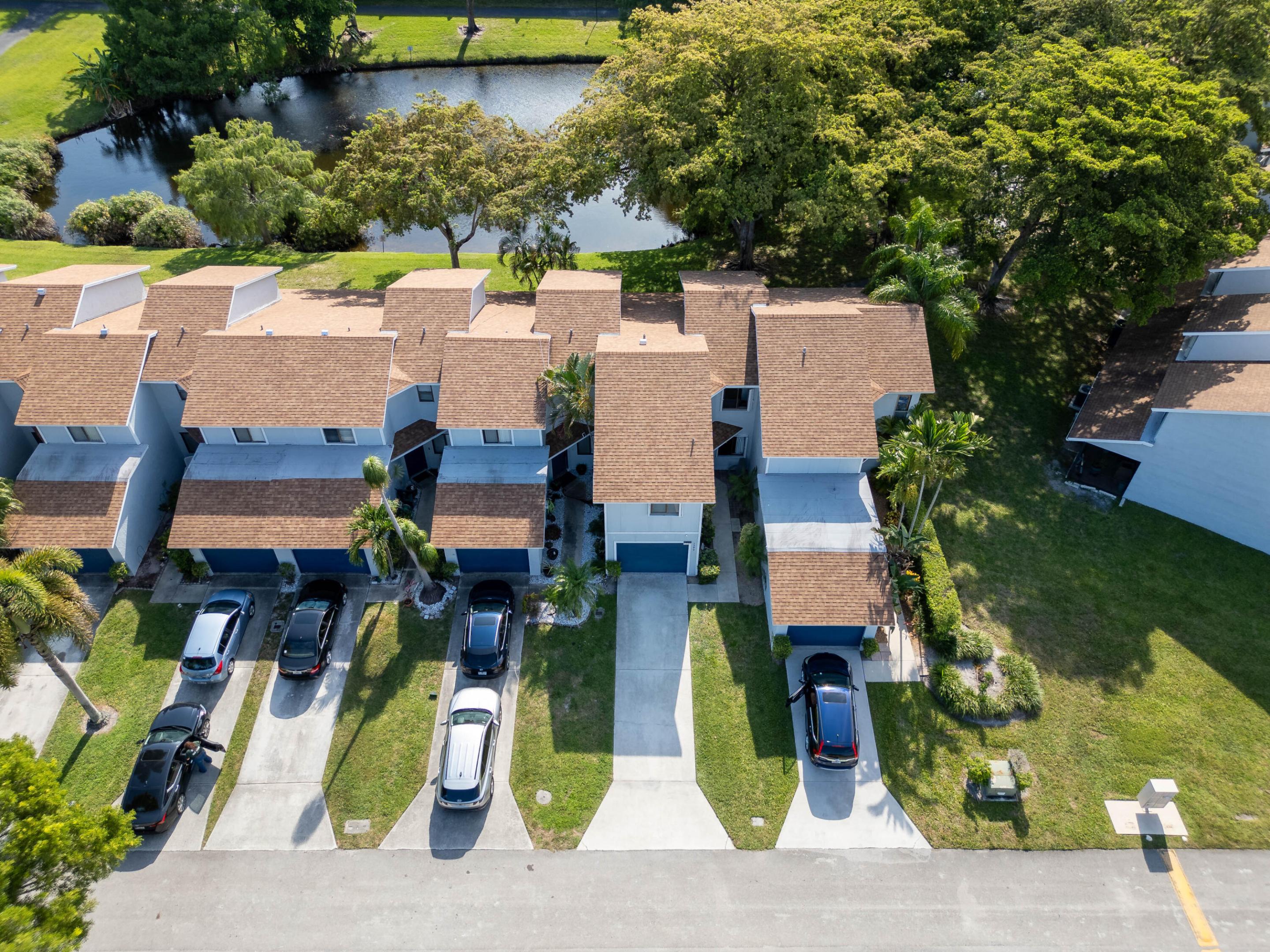 WOODBRIDGE LAKES - Residential