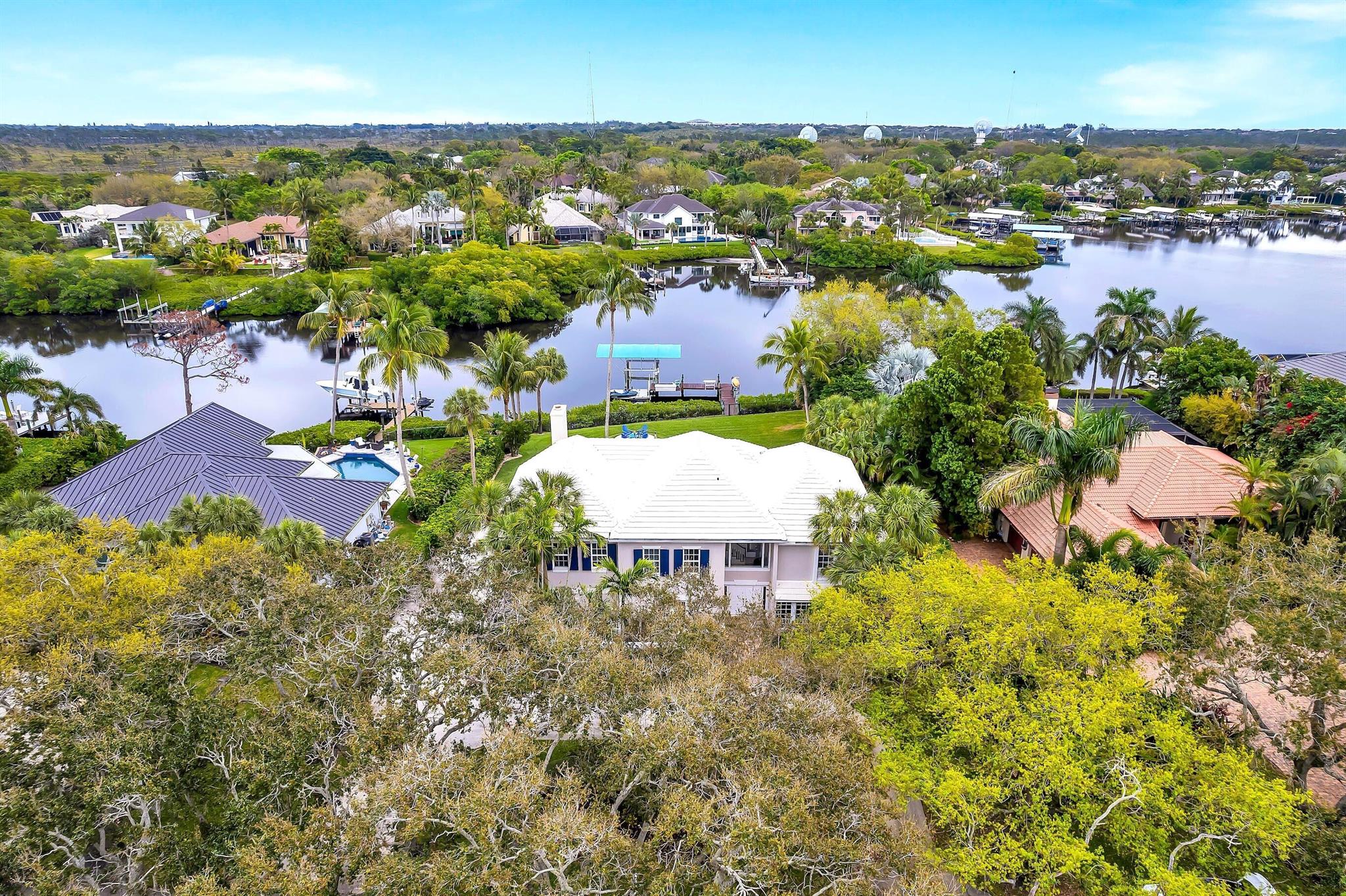 HERITAGE OAKS - Residential