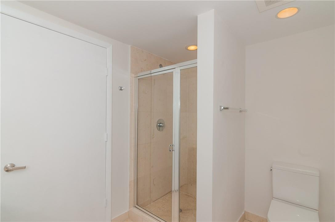 ICON BRICKELL TOWER 1 - Residential