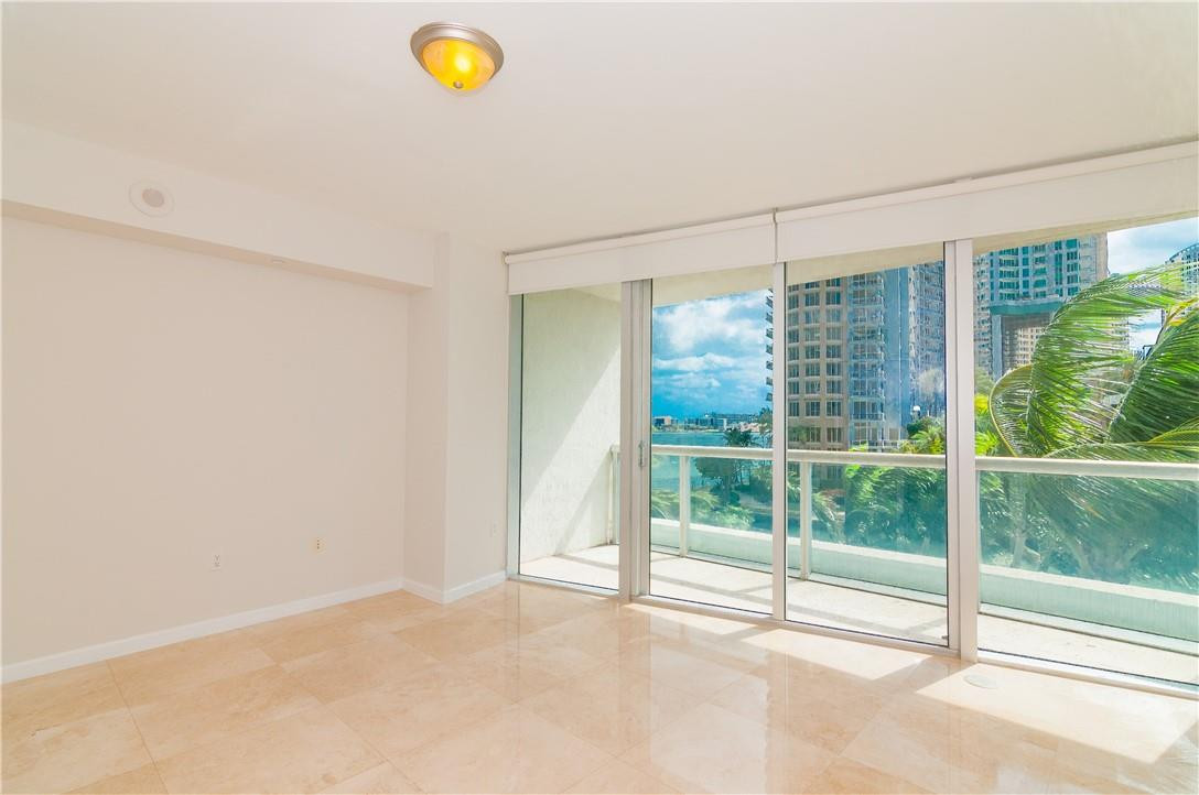 ICON BRICKELL TOWER 1 - Residential