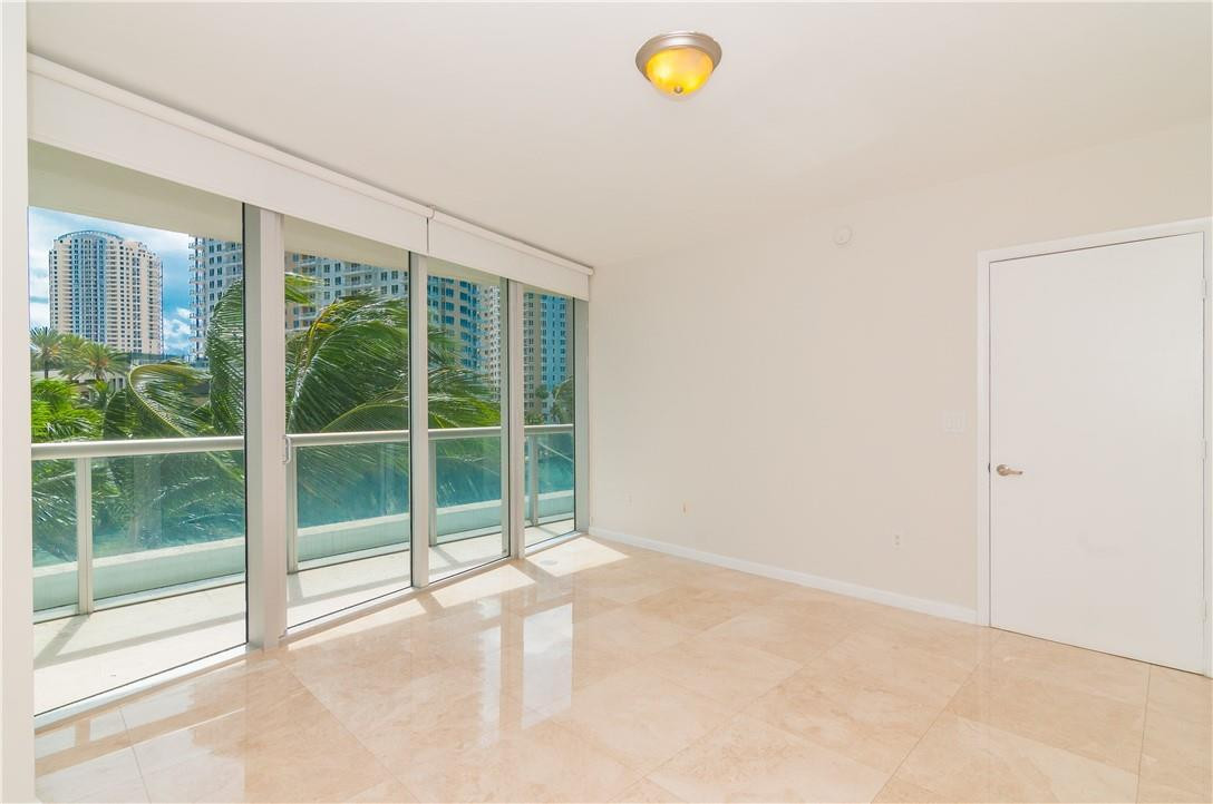 ICON BRICKELL TOWER 1 - Residential