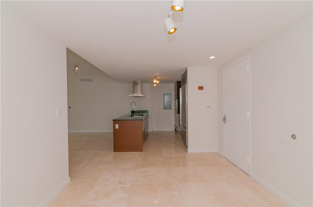 ICON BRICKELL TOWER 1 - Residential