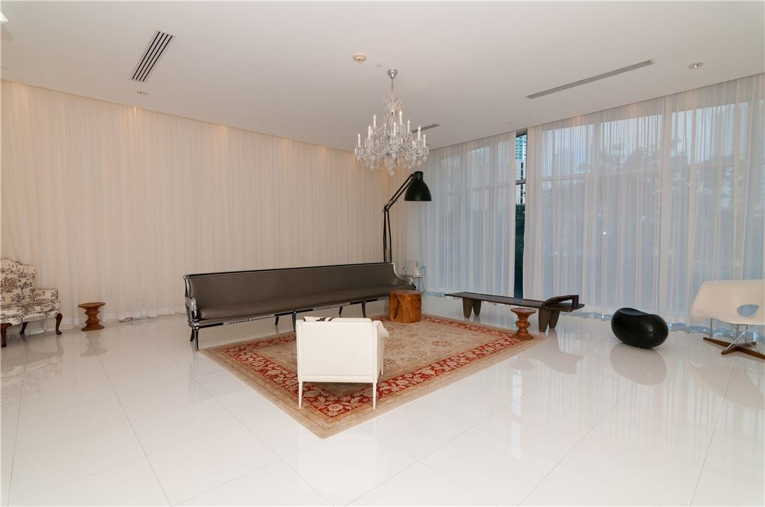 ICON BRICKELL TOWER 1 - Residential