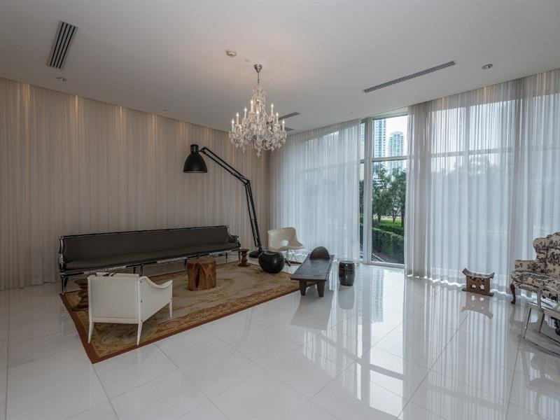 ICON BRICKELL TOWER 1 - Residential