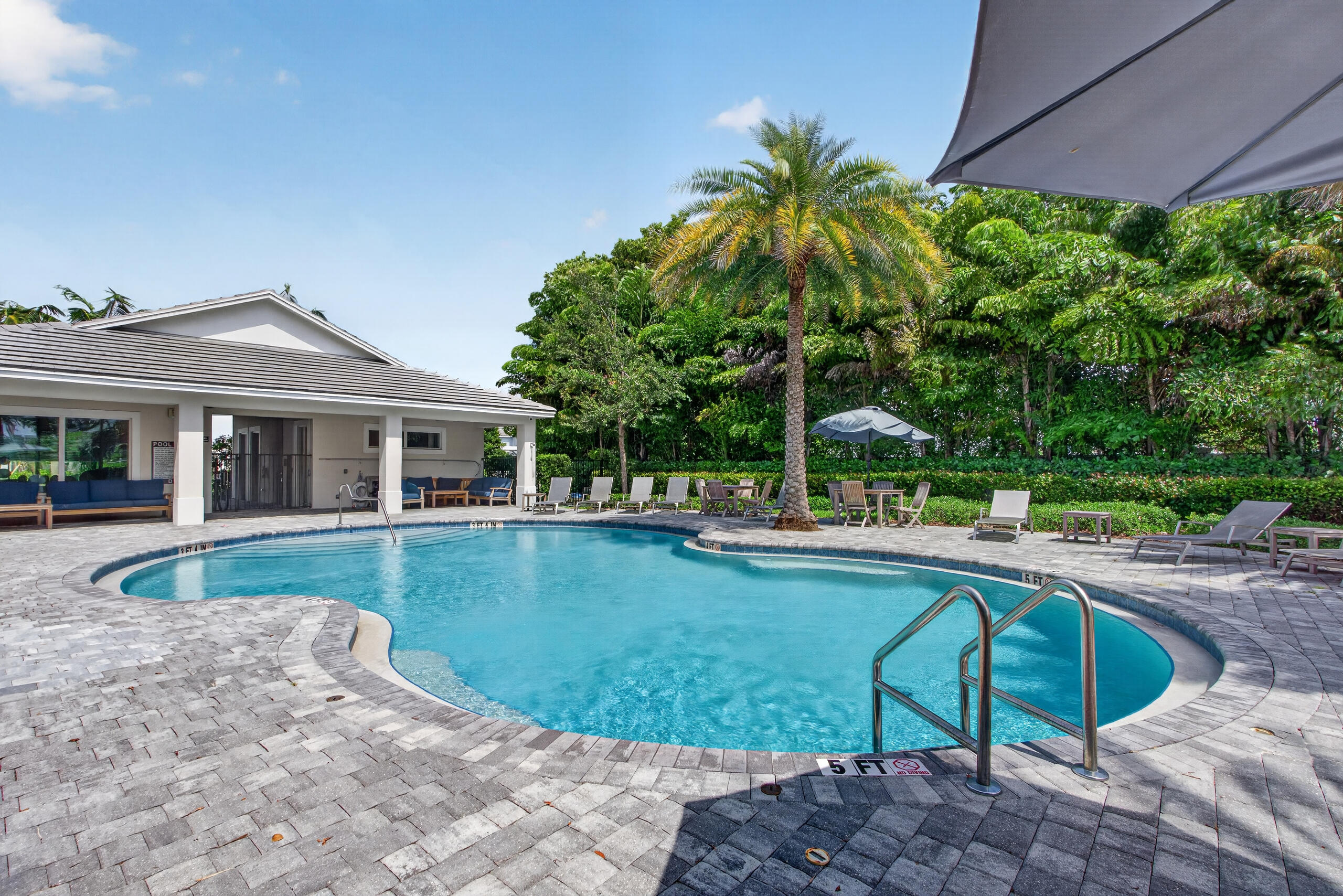 DEERFIELD CROSSING - Residential