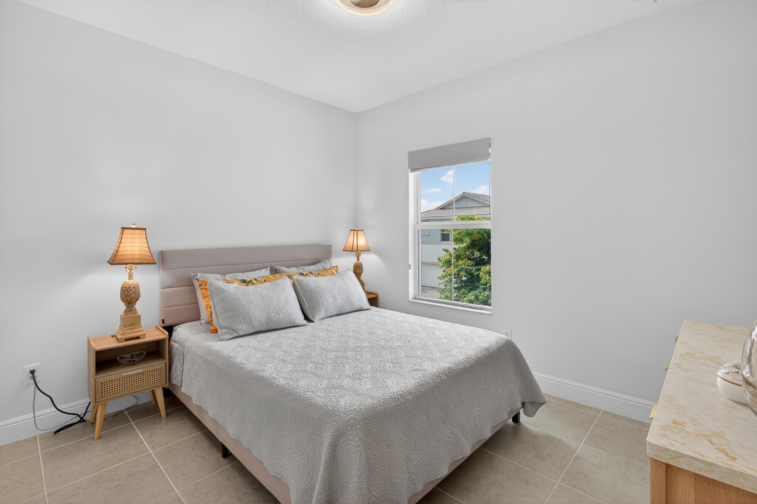 DEERFIELD CROSSING - Residential