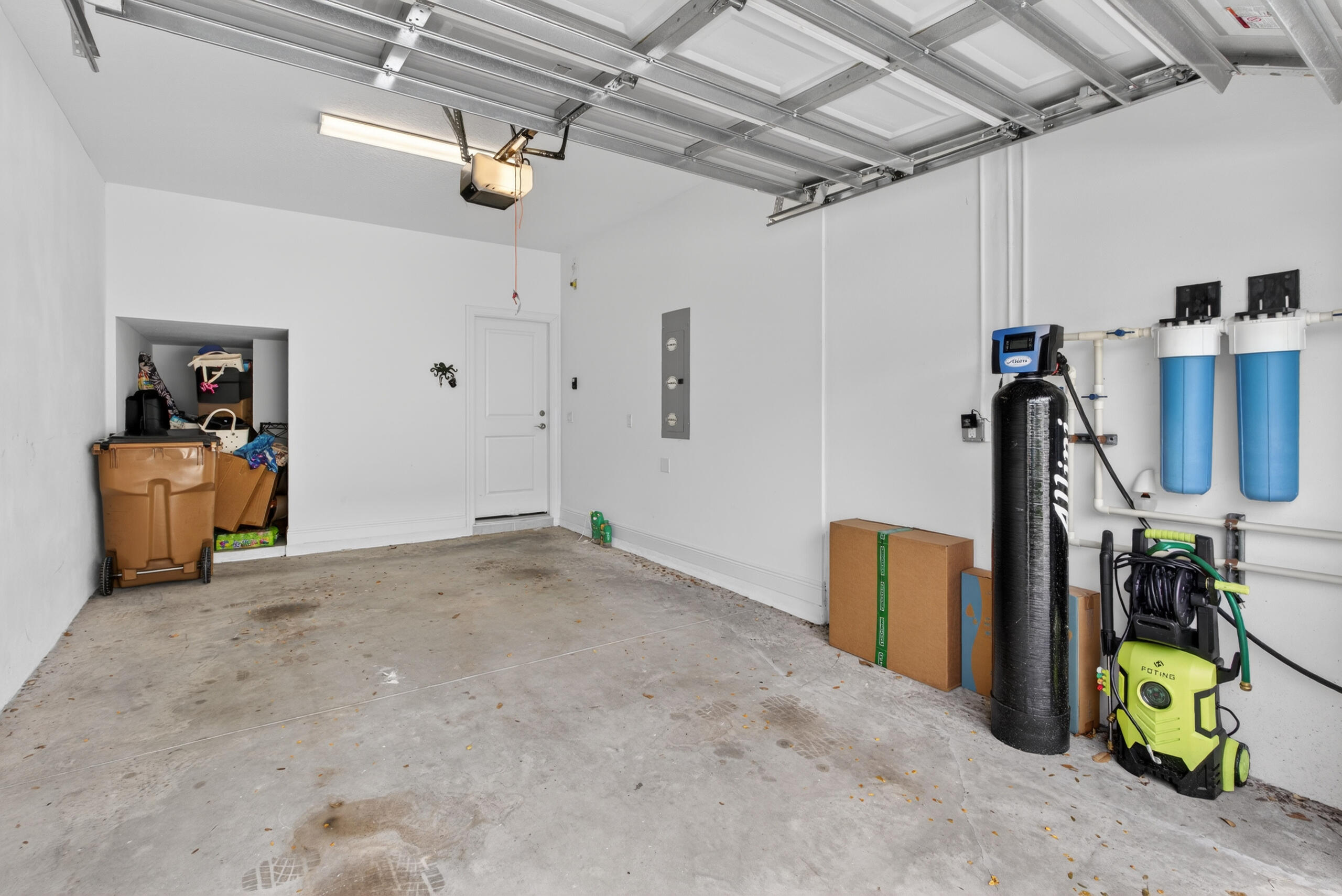 DEERFIELD CROSSING - Residential