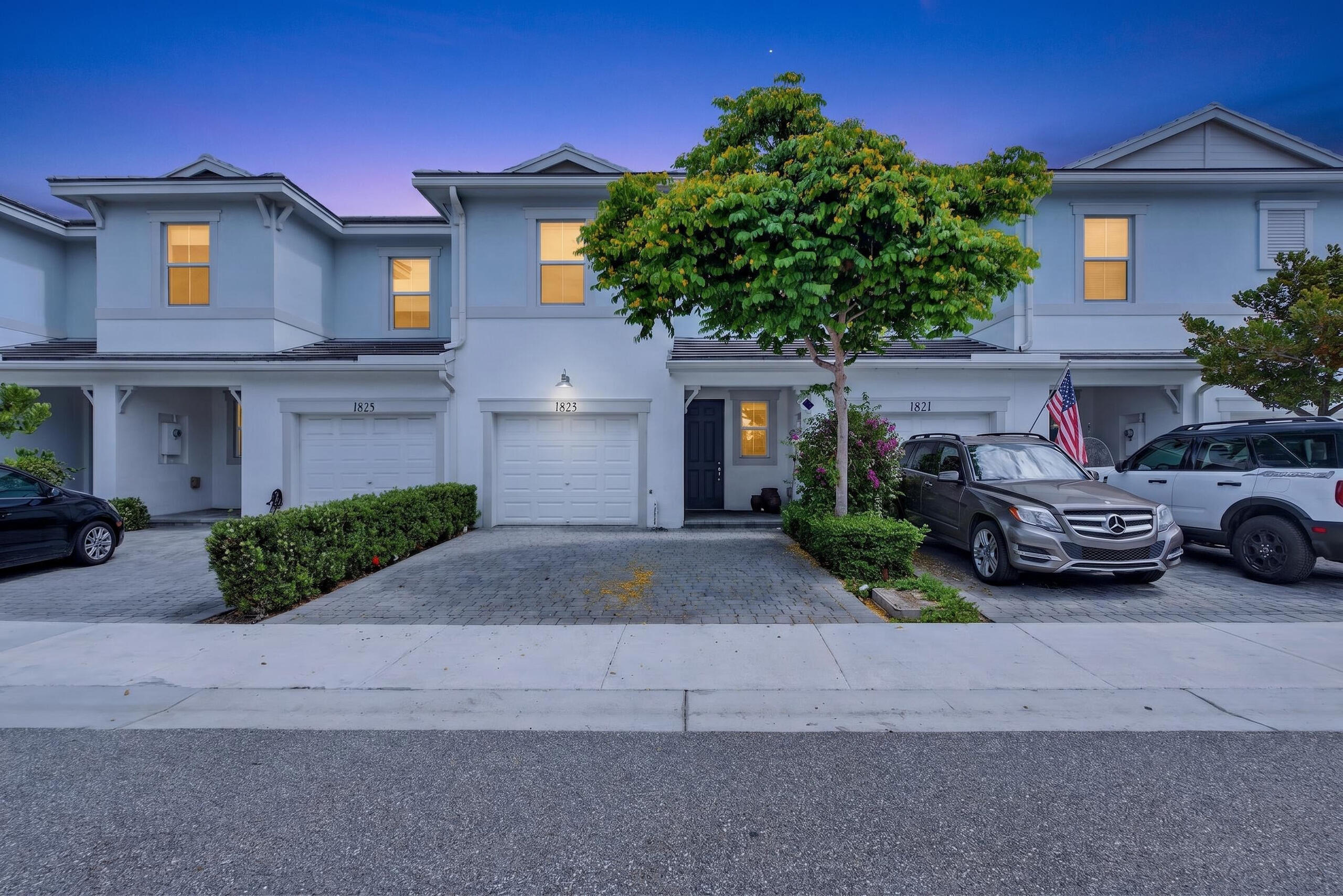 DEERFIELD CROSSING - Residential