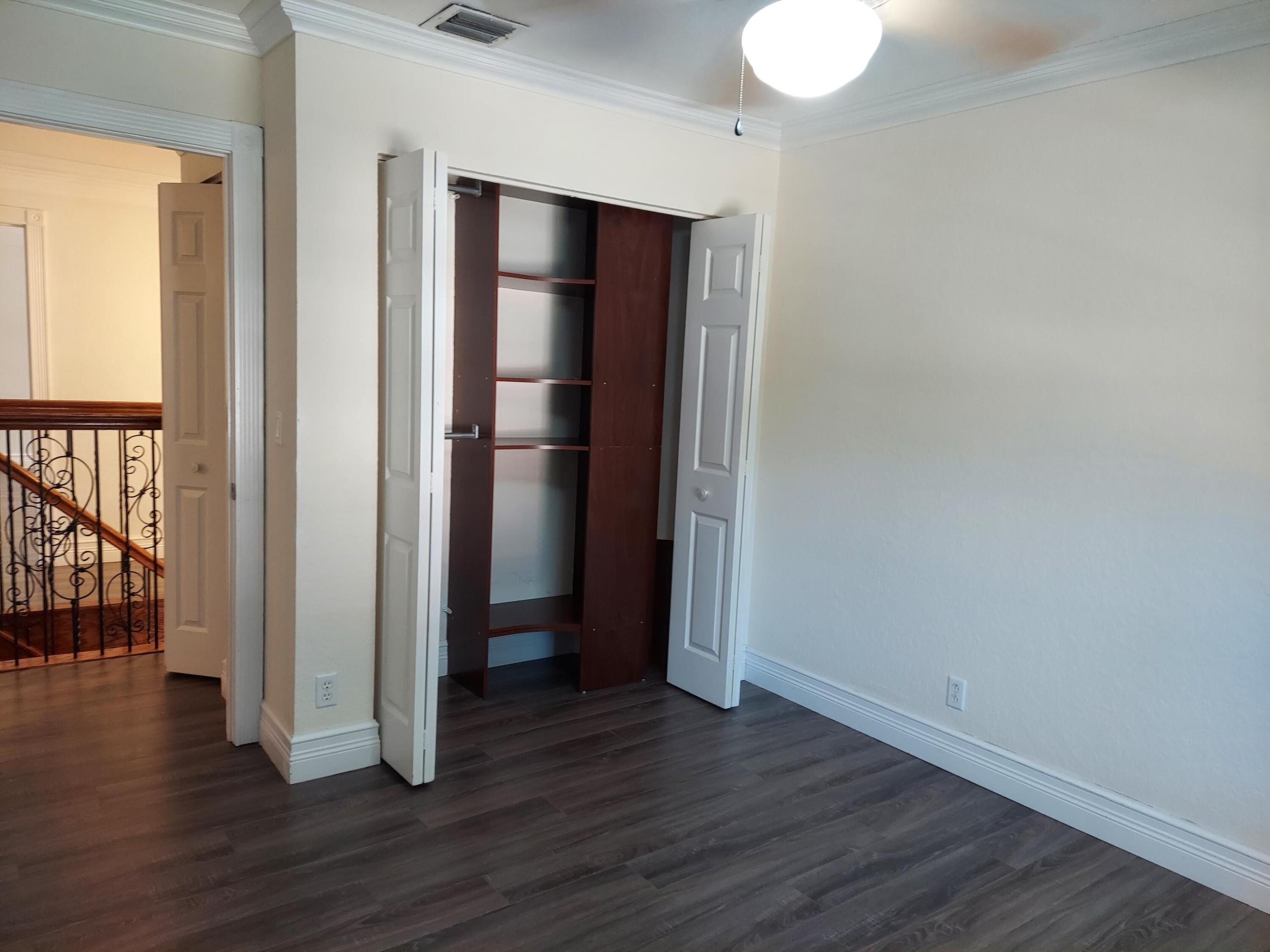 HILLSBORO COUNTRY CLUB - Residential Lease