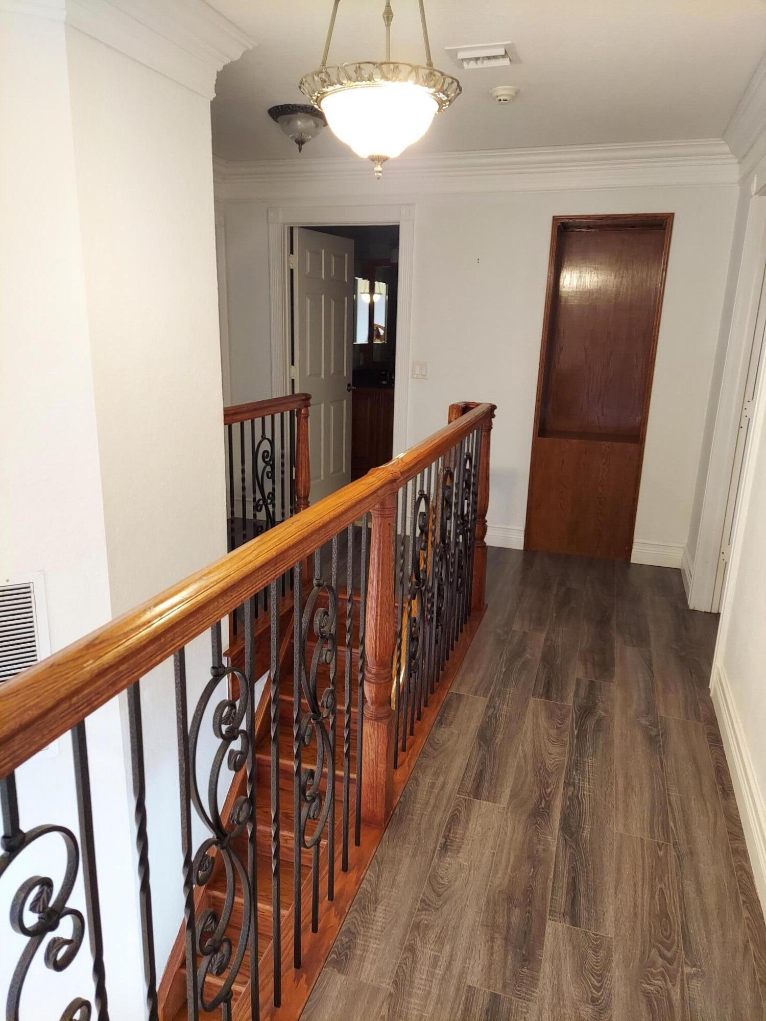 HILLSBORO COUNTRY CLUB - Residential Lease