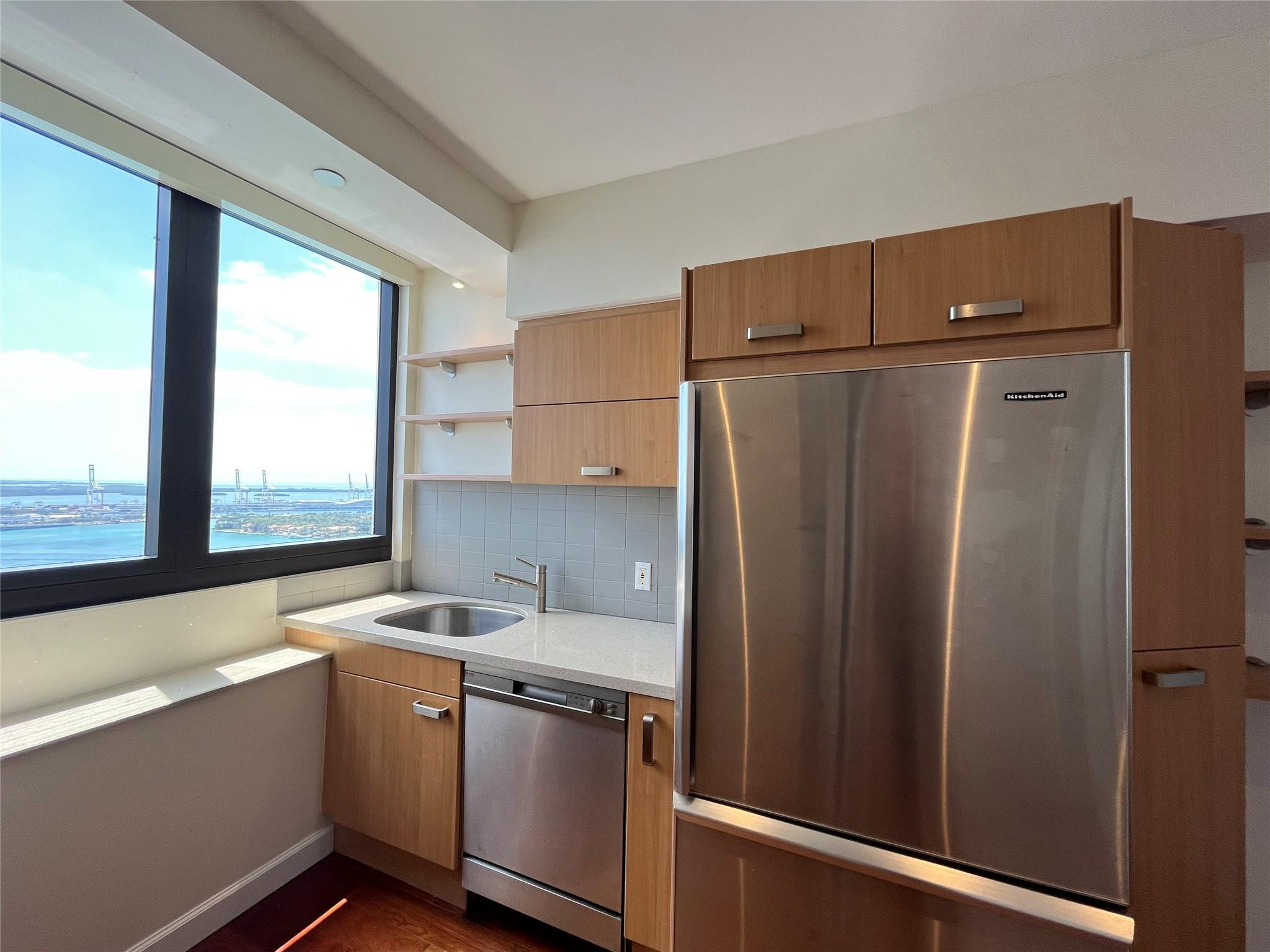 THE WAVERLY AT SOUTH BEAC - Residential