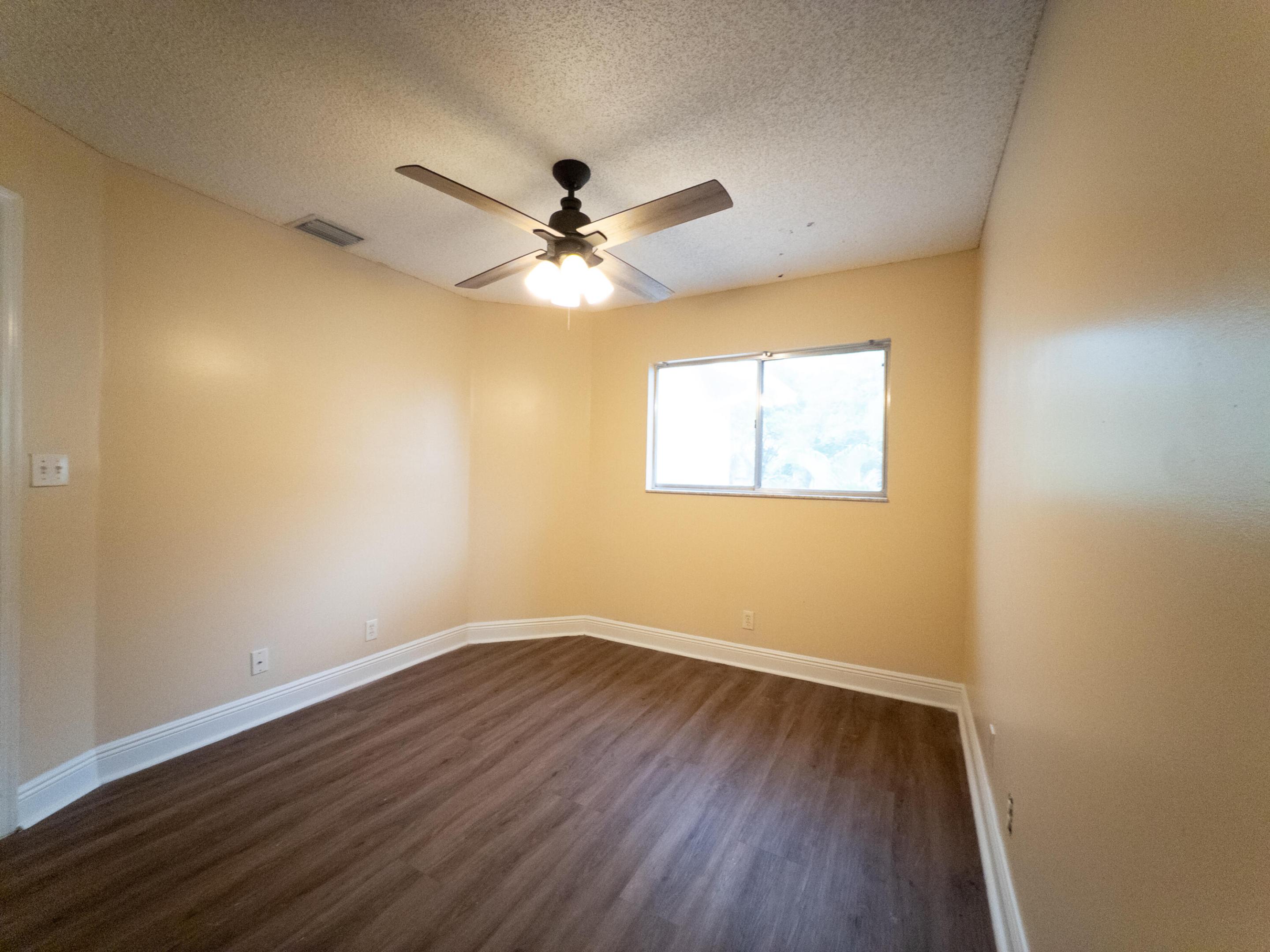 CORAL POINT NORTH - Residential