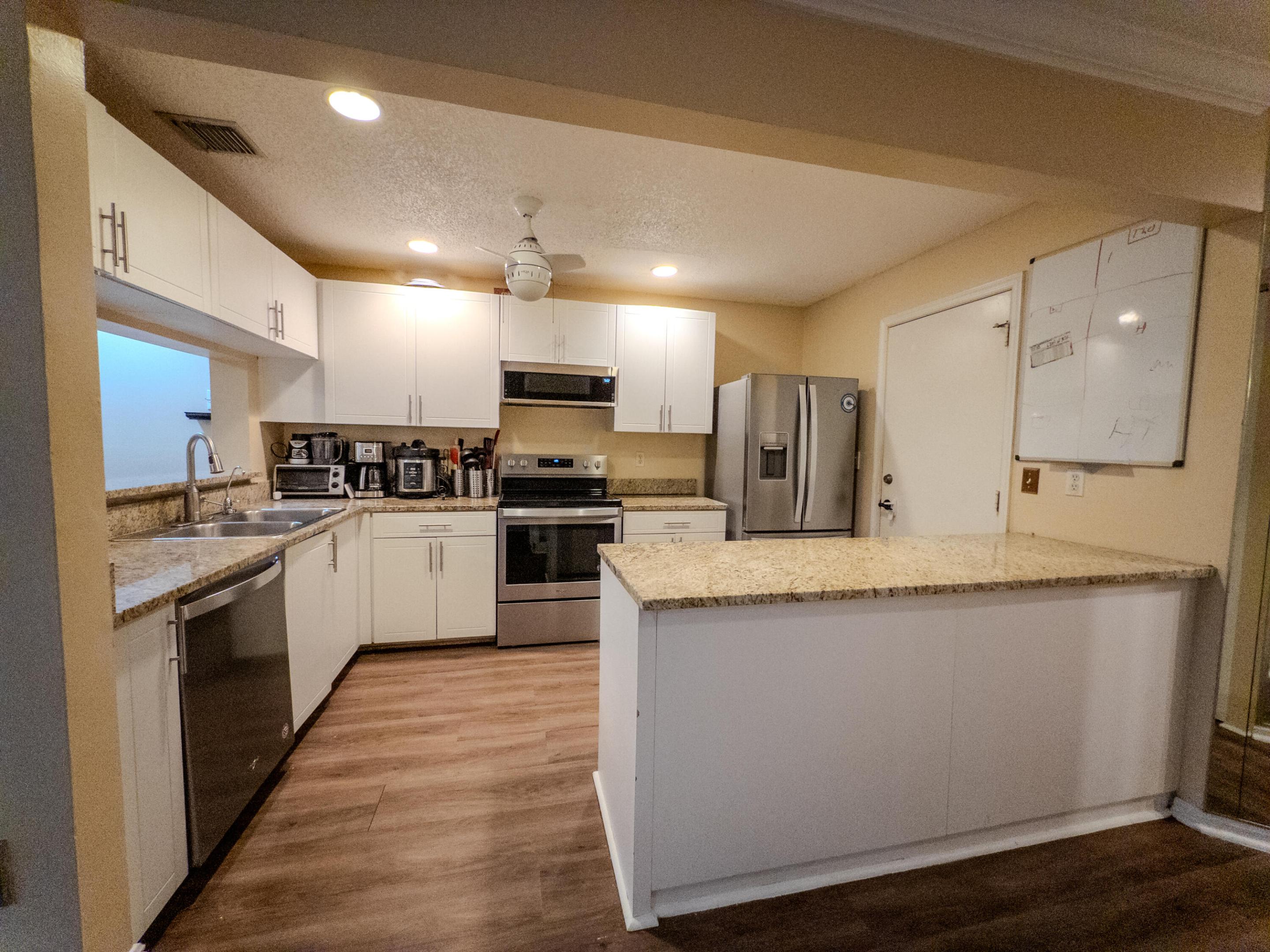 CORAL POINT NORTH - Residential