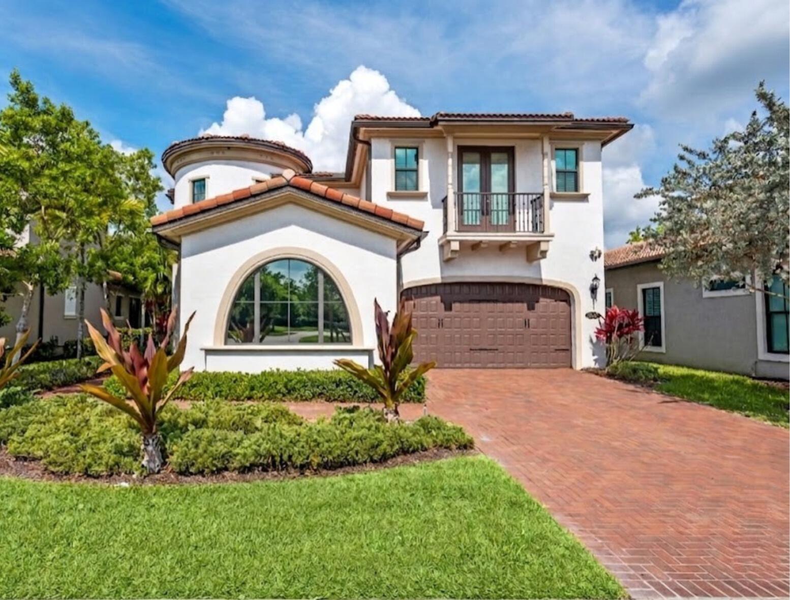 Rarely available Strathmore model in highly sought-after Watercrest. Exceptional floor plan featuring 5 Bedrooms + Office + OVERSIZED Bonus room + 5.5 Baths. Two en-suite bedrooms & office on 1st floor. Dramatic two-story family room highlighted by a spectacular floor-to-ceiling picture window with electronic shade. Gourmet kitchen opens to the spacious great room creating an ideal layout for entertaining and everyday living. Large primary suite with dual walk-in closets and spa-style bath with 2 separate toilet areas. Expansive upstairs bonus room provides additional flexible living space. Extended covered patio overlooks a fully fenced backyard with room for a pool. Located just steps from the Resort-Style Clubhouse featuring fitness center, pool, splash pad, tennis courts & more!