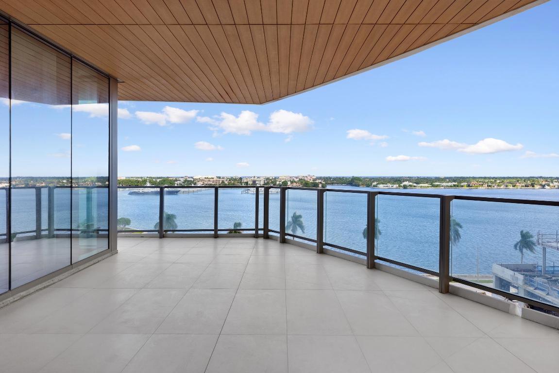 Stunning Intracoastal, Palm Beach, and city views from this brand new Forté condominium. Featuring 4 bedrooms, 4 baths, and powder room. Sunny southern exposure with beautiful sunrise and sunset views. Highlights include exquisite finishes, 10'+ ceilings, Subzero and Wolf appliances, and Jean-Louis Deniot and Italian custom designed kitchen and bath cabinetry. The iconic new Forté on Flagler building features three full floors of opulent amenities. Fantastic downtown location just blocks from CityPlace, Palm Beach Island, and so many shops and restaurants.