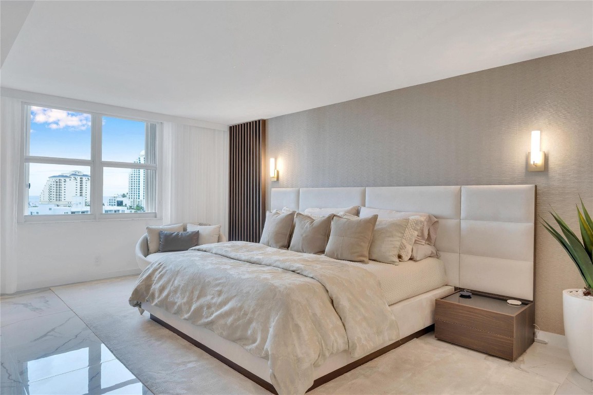Americas on The Park Cond - Residential
