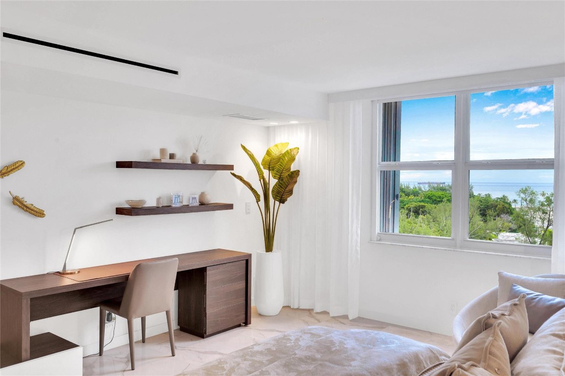 Americas on The Park Cond - Residential
