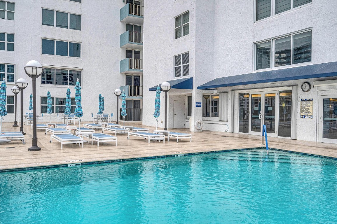 Americas on The Park Cond - Residential