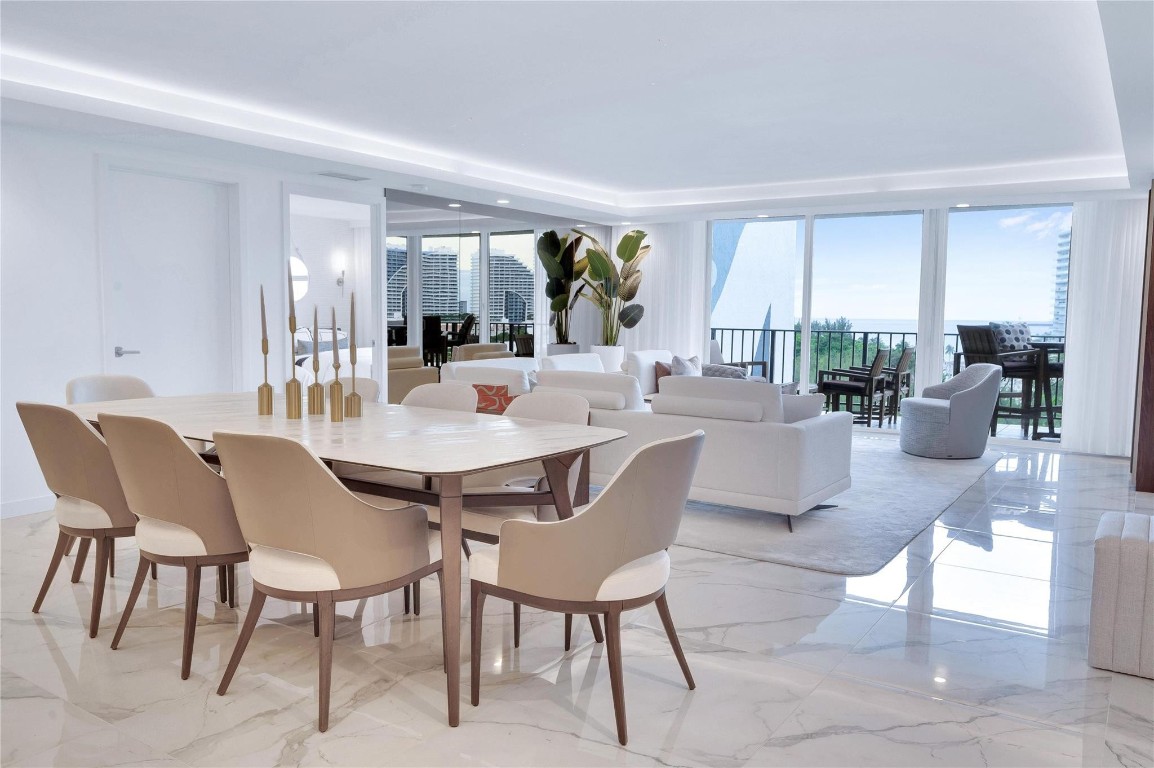 Americas on The Park Cond - Residential