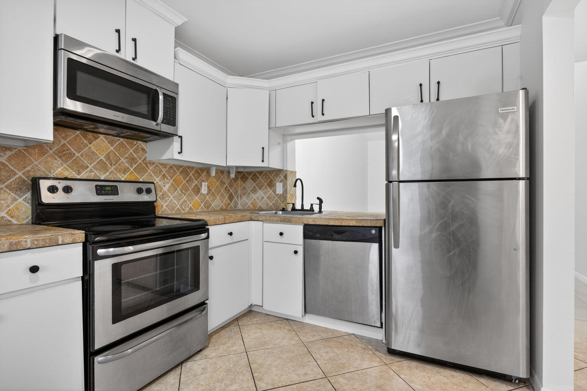 KARANDA VILLAGE II-B CONDO - Residential