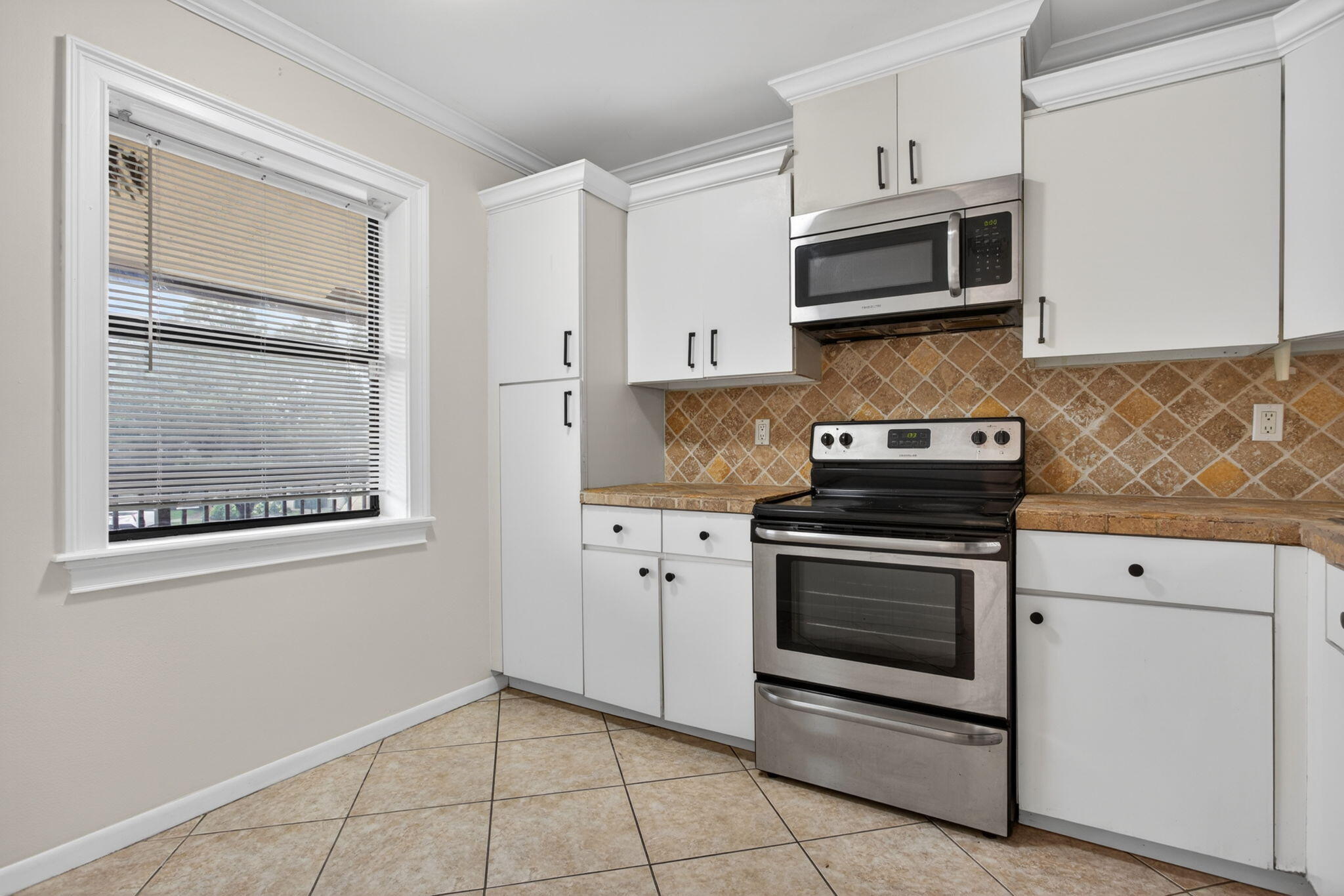 KARANDA VILLAGE II-B CONDO - Residential