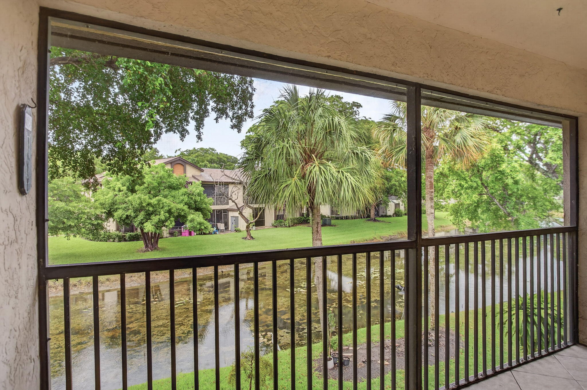 KARANDA VILLAGE II-B CONDO - Residential