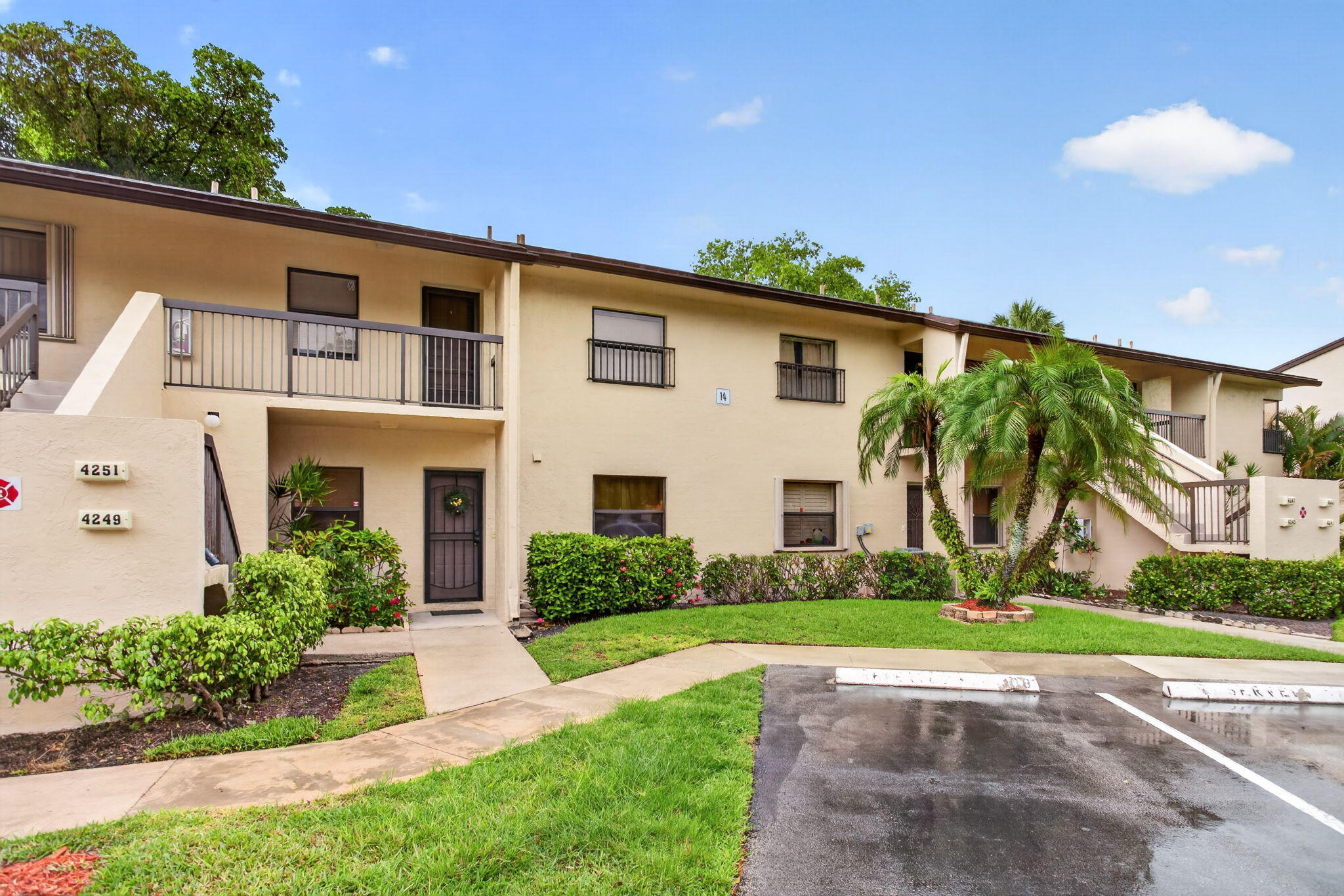 KARANDA VILLAGE II-B CONDO - Residential