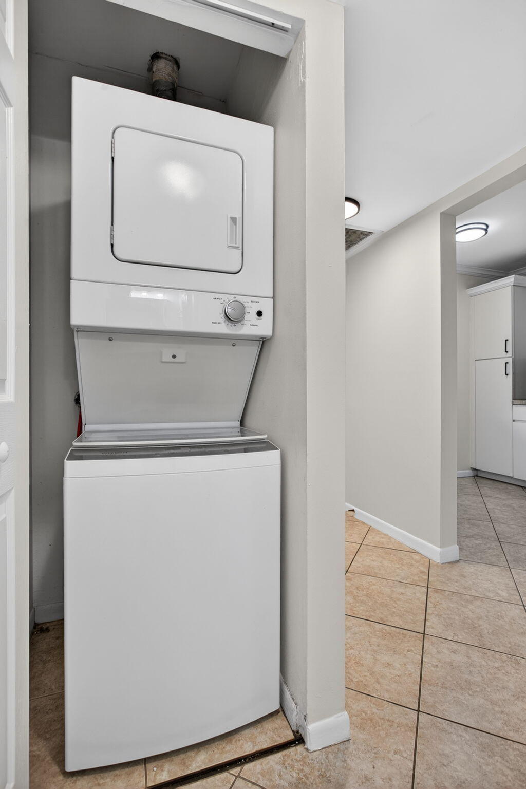 KARANDA VILLAGE II-B CONDO - Residential