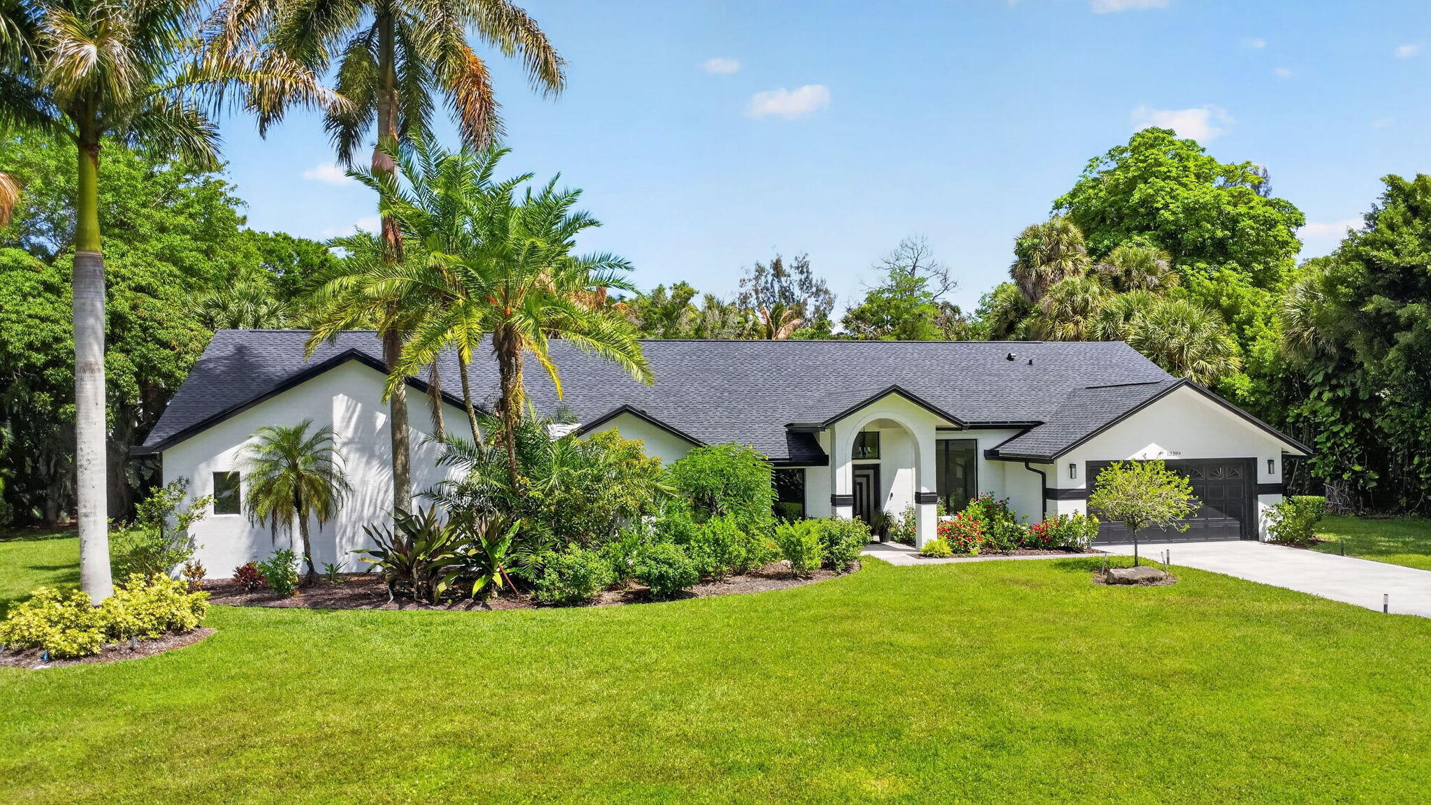PINEWOOD OF WELLINGTON - Residential