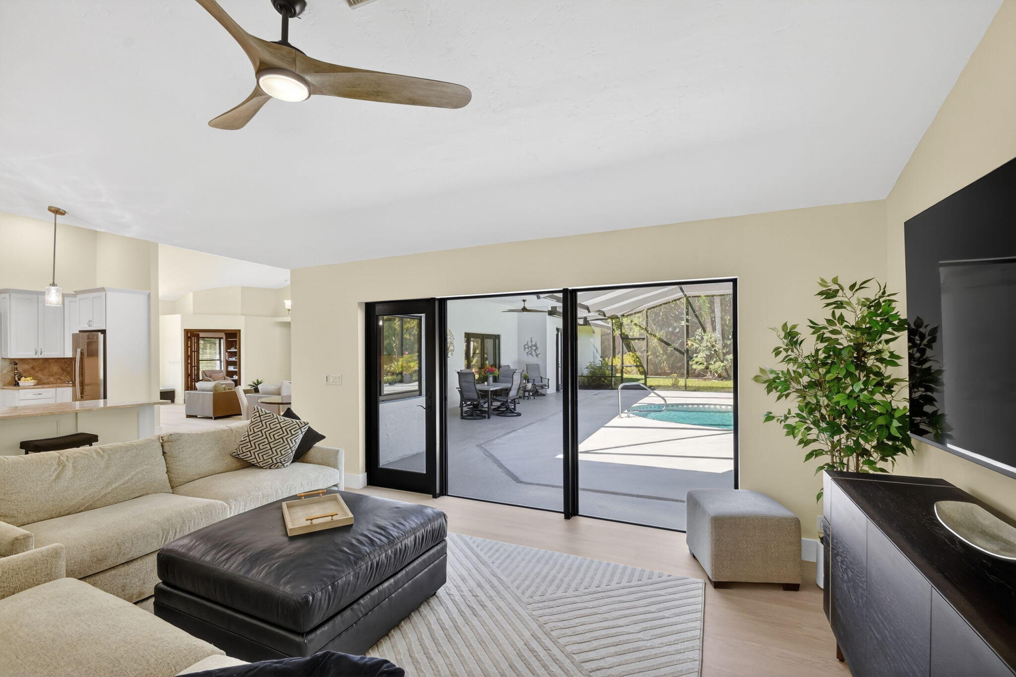 PINEWOOD OF WELLINGTON - Residential