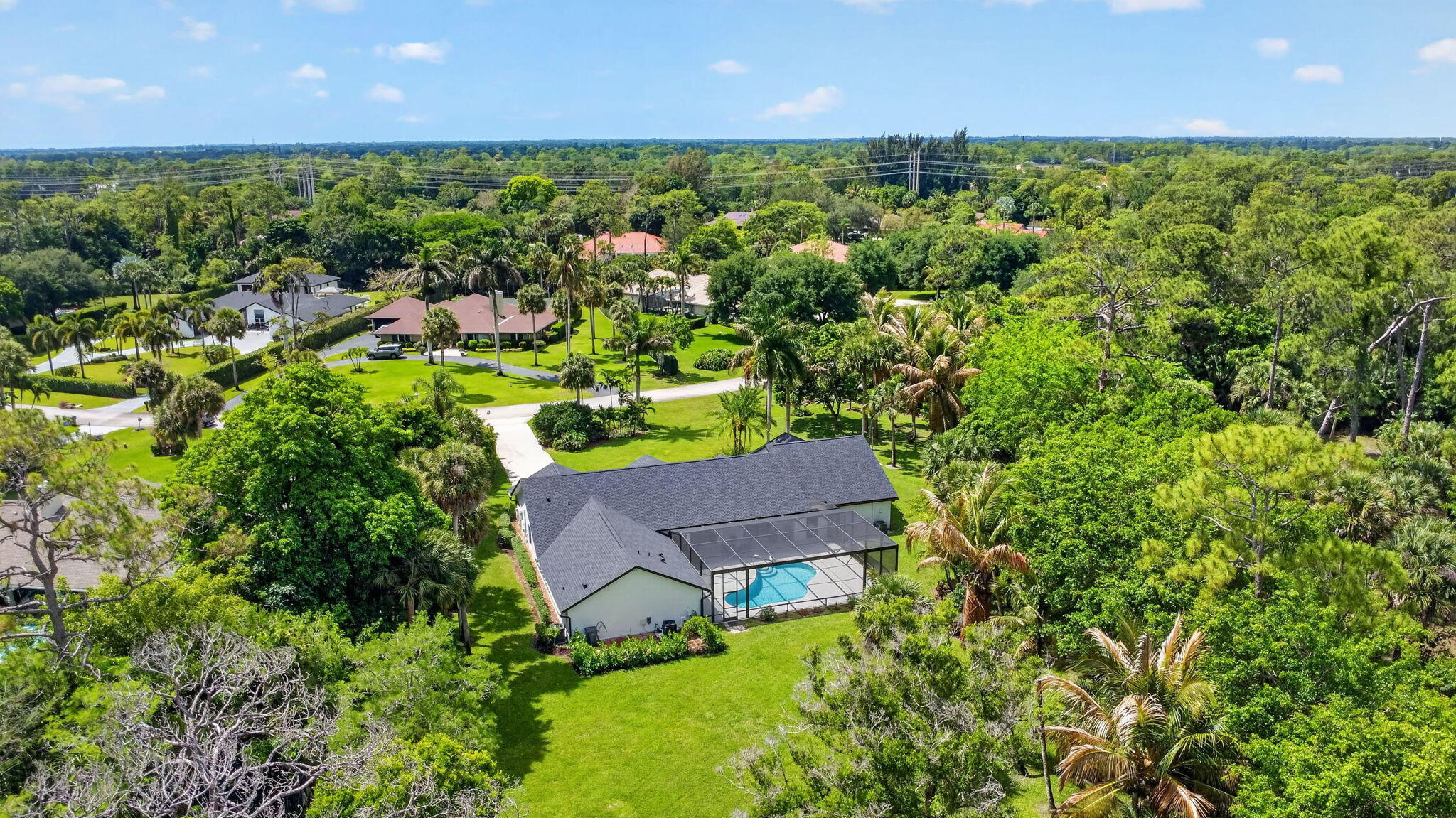 PINEWOOD OF WELLINGTON - Residential