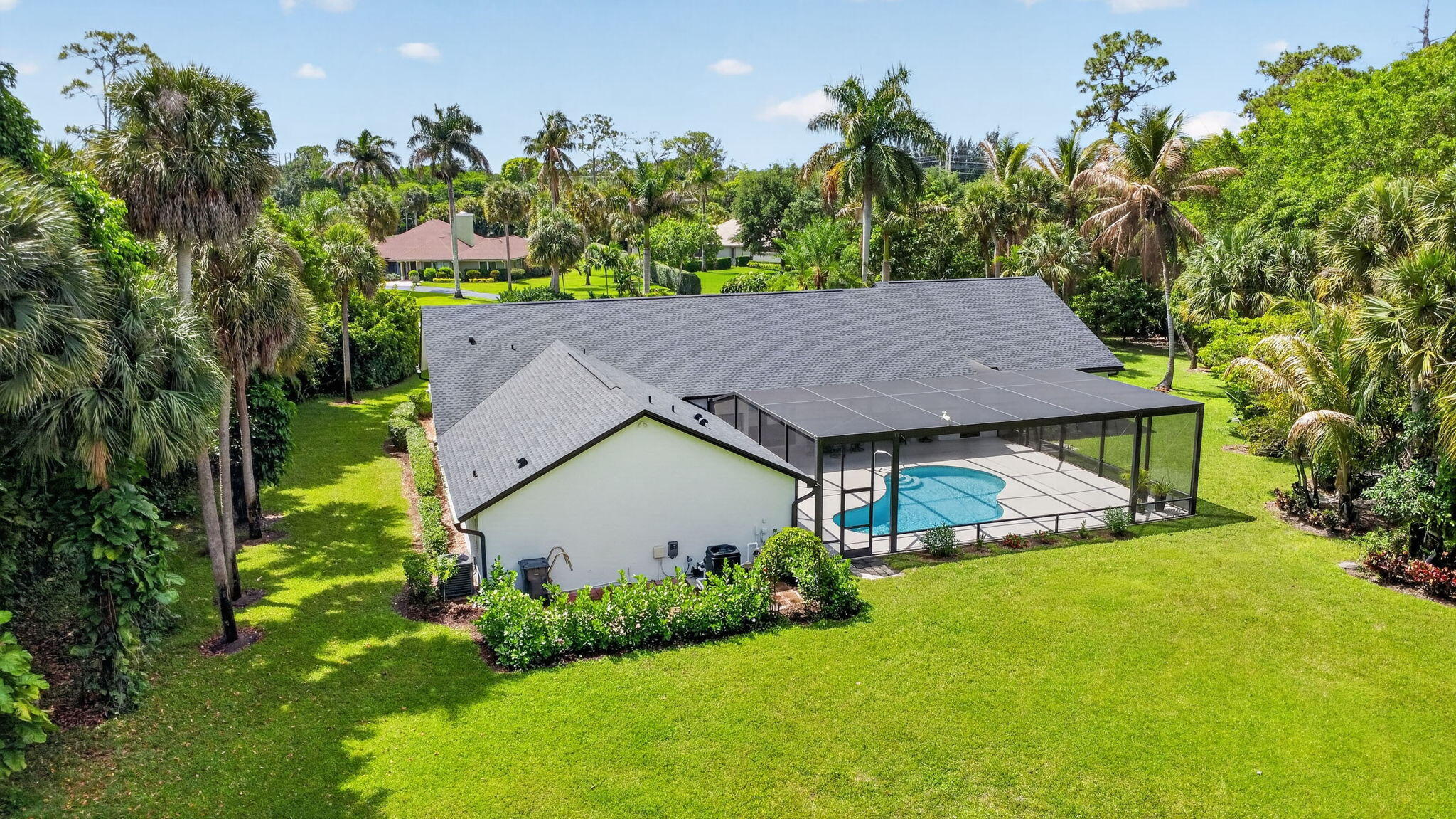 PINEWOOD OF WELLINGTON - Residential