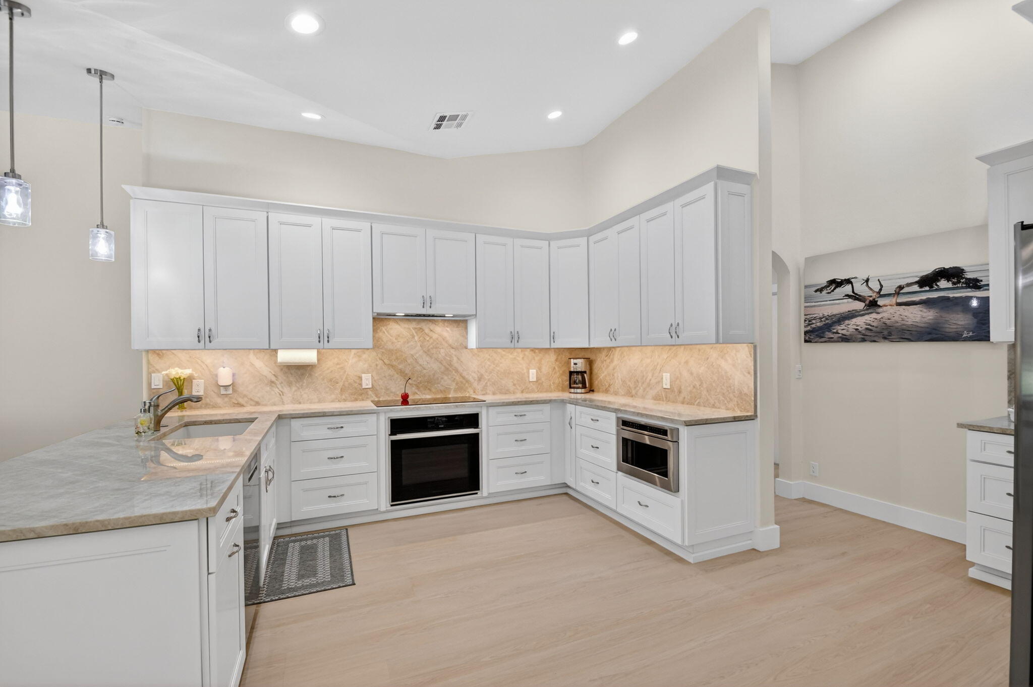 PINEWOOD OF WELLINGTON - Residential