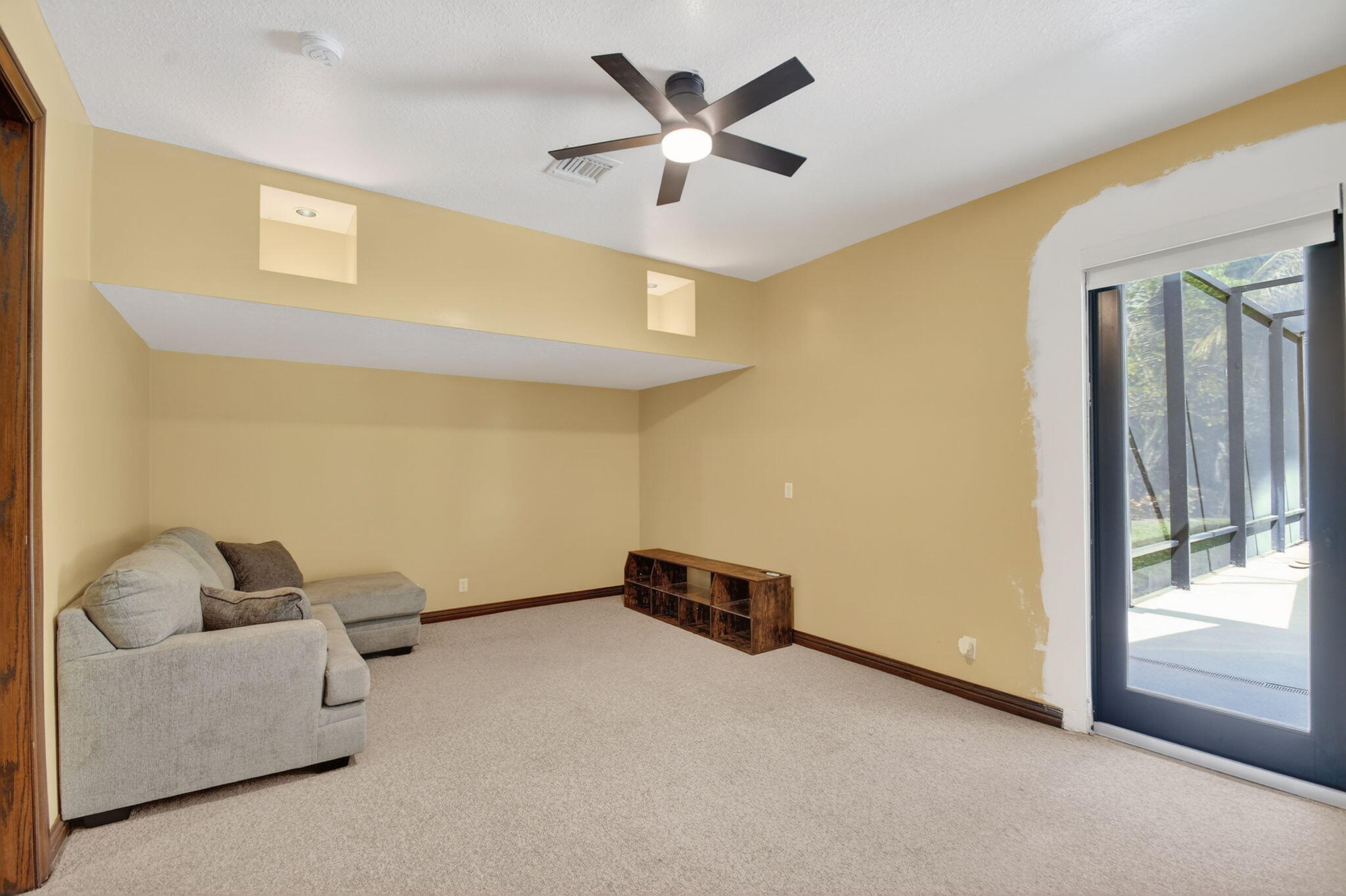PINEWOOD OF WELLINGTON - Residential