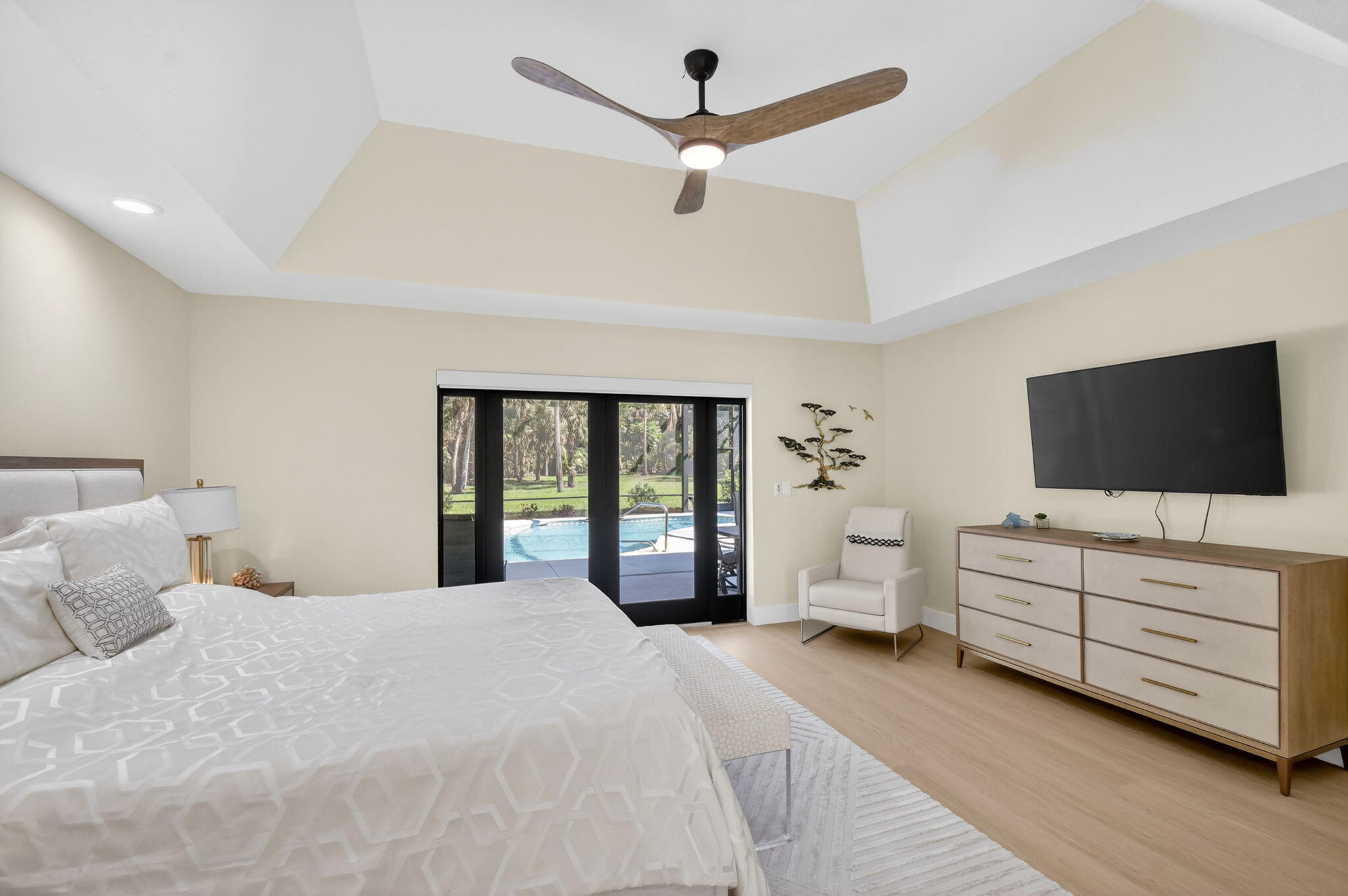 PINEWOOD OF WELLINGTON - Residential