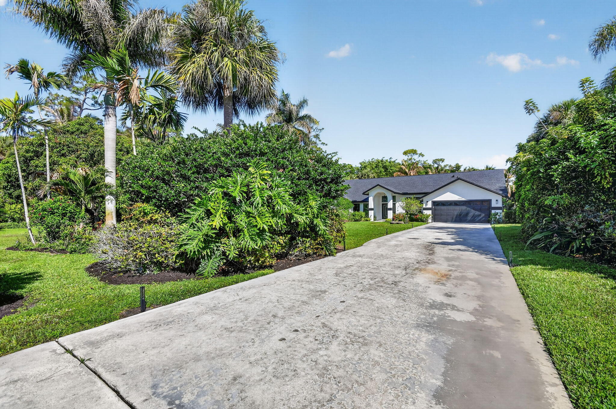 PINEWOOD OF WELLINGTON - Residential
