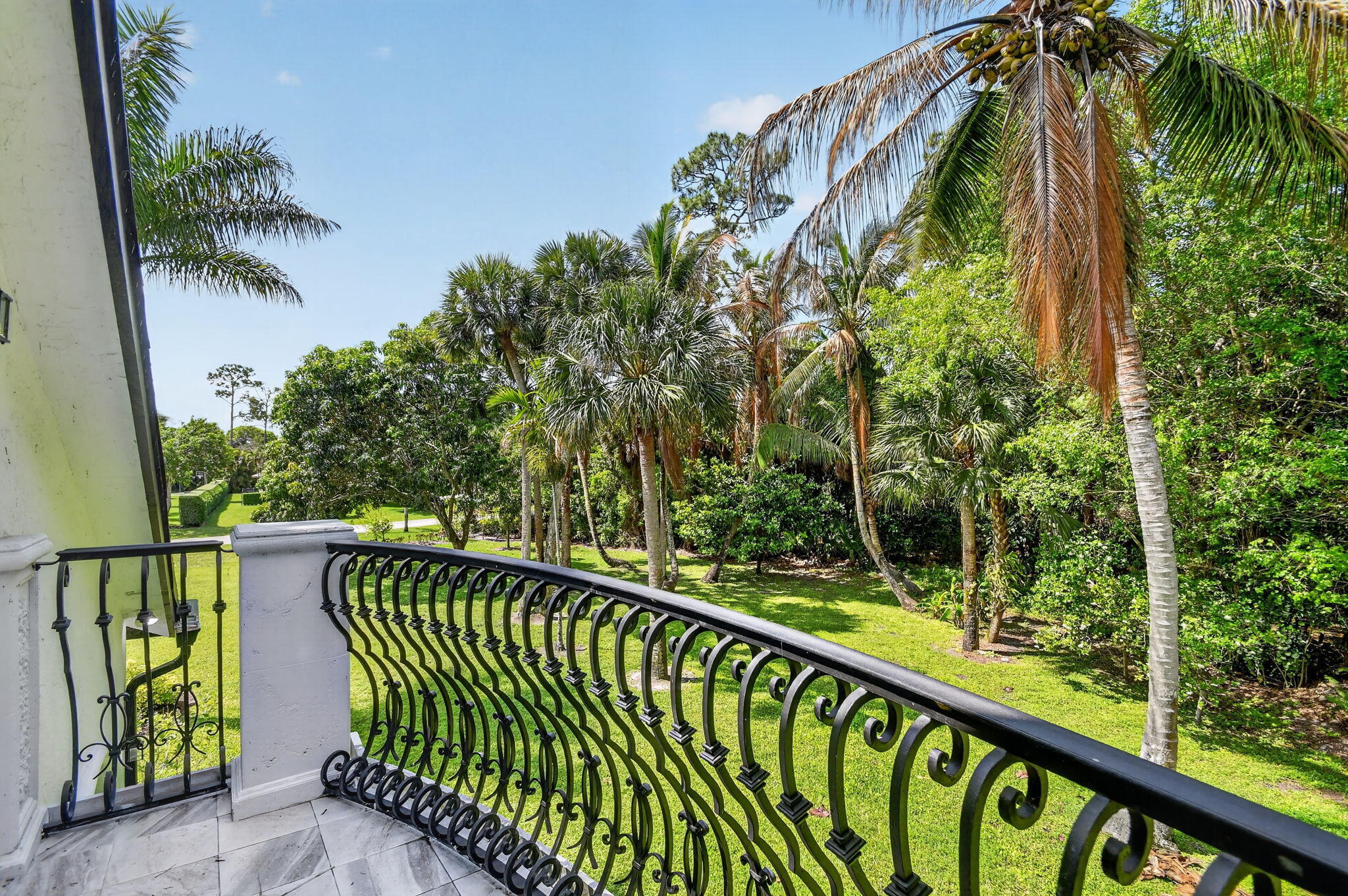 PINEWOOD OF WELLINGTON - Residential