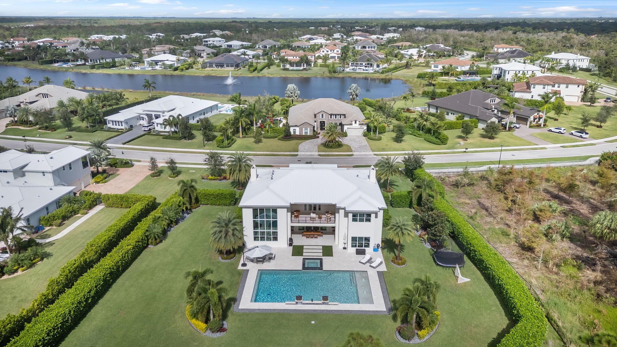 PENNOCK PRESERVE (AKA PRADO) - Residential