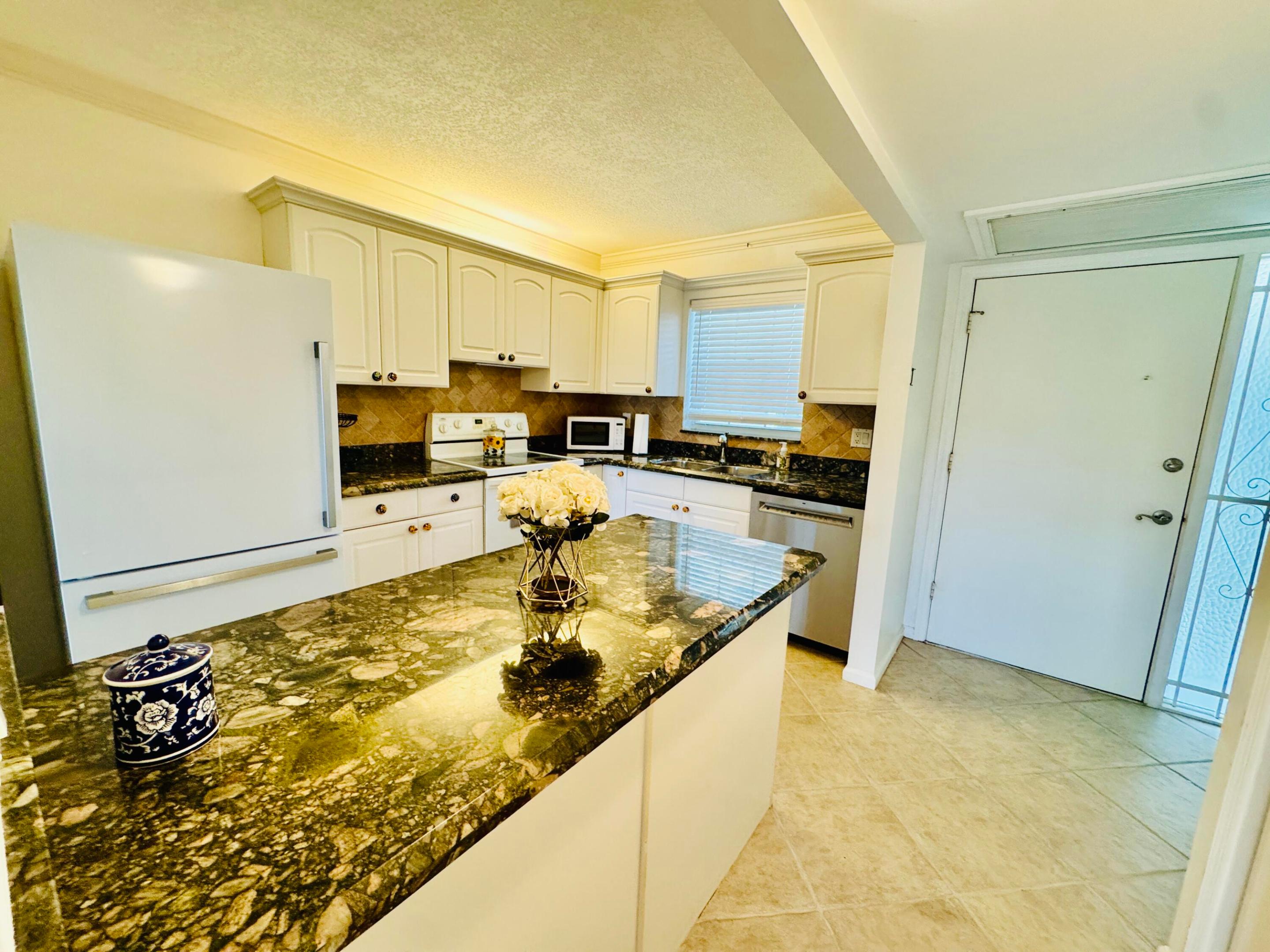 FRENCH VILLAGE CONDO - Residential