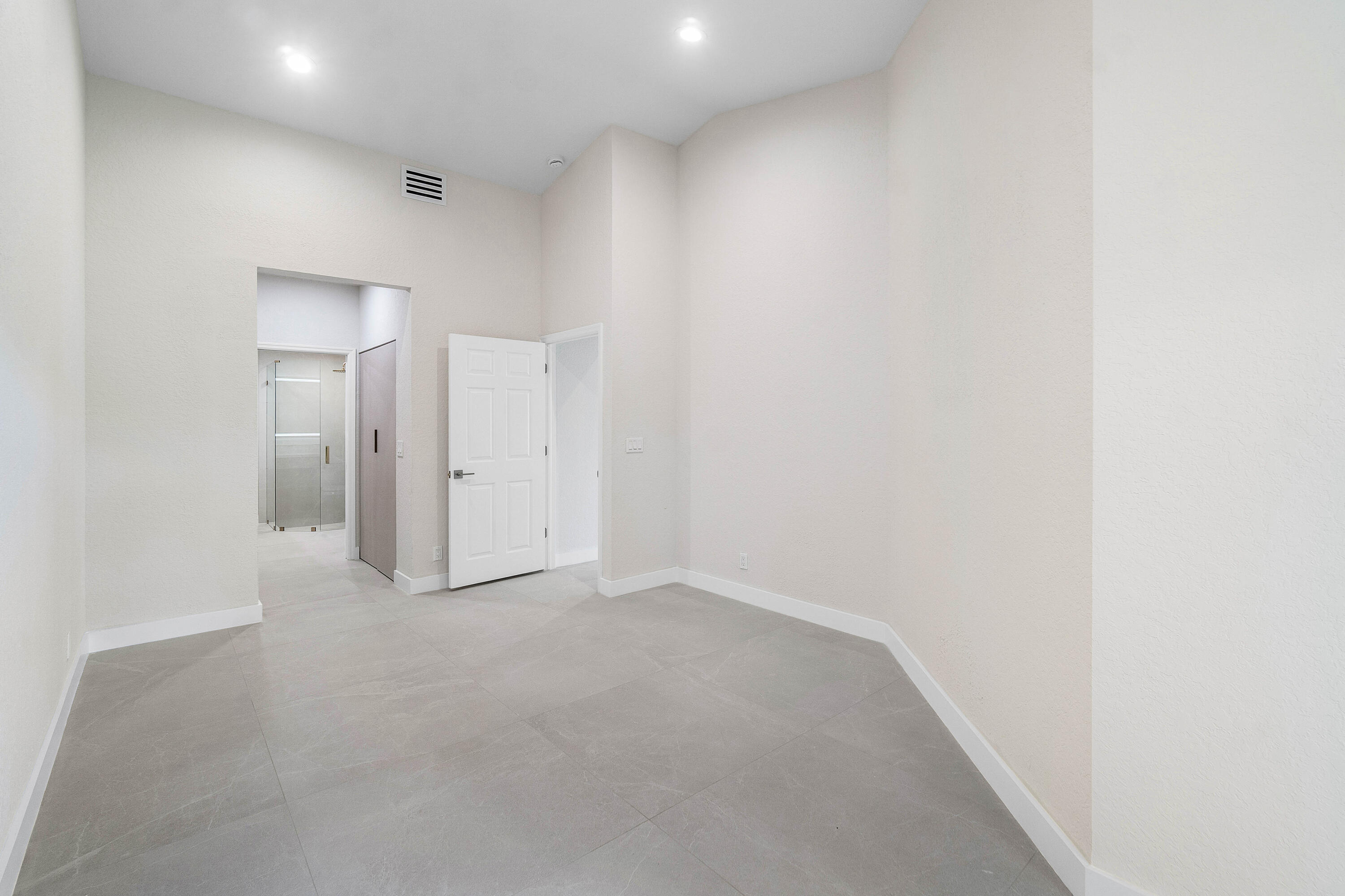 FLORAL LAKES 1 - Residential