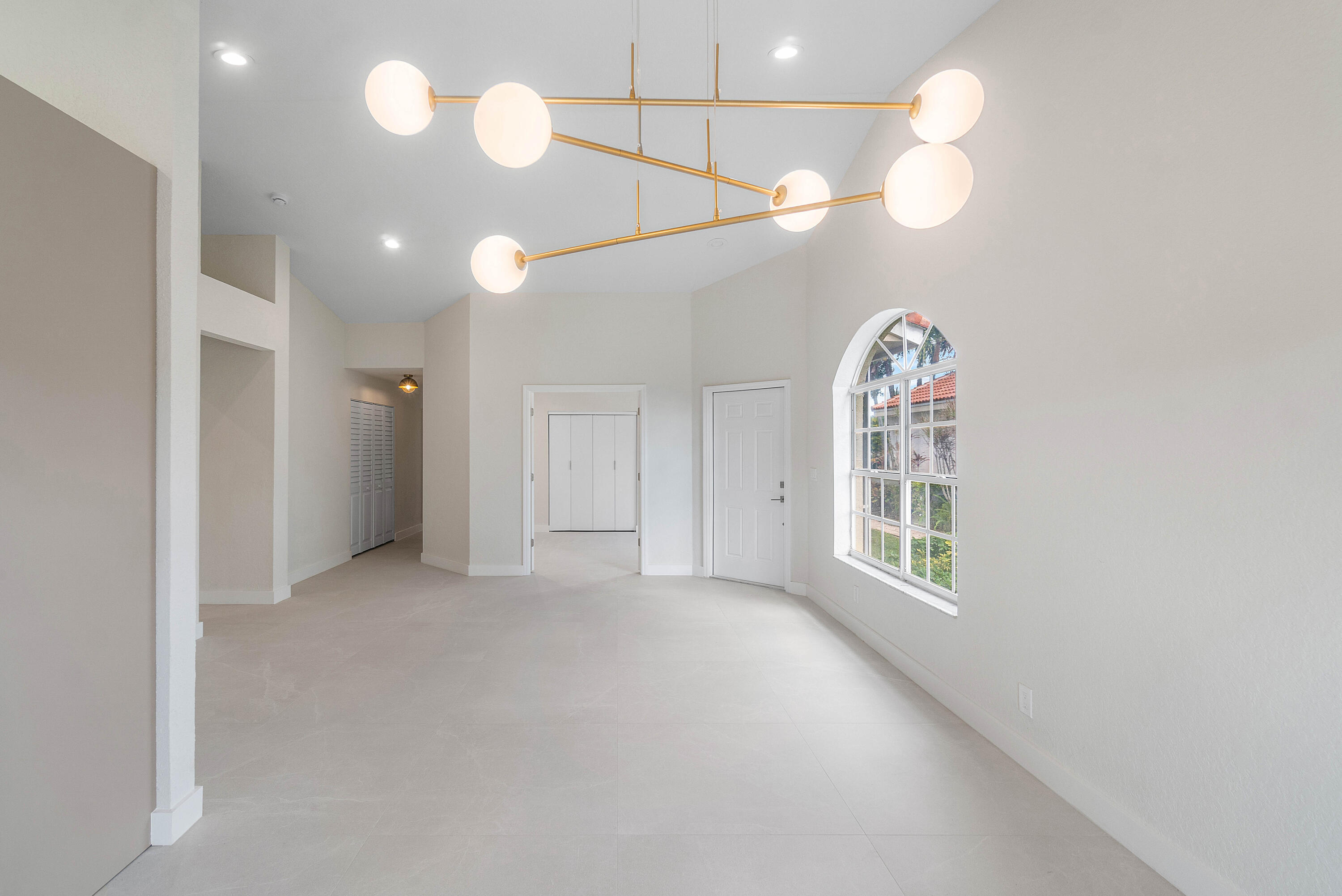 FLORAL LAKES 1 - Residential
