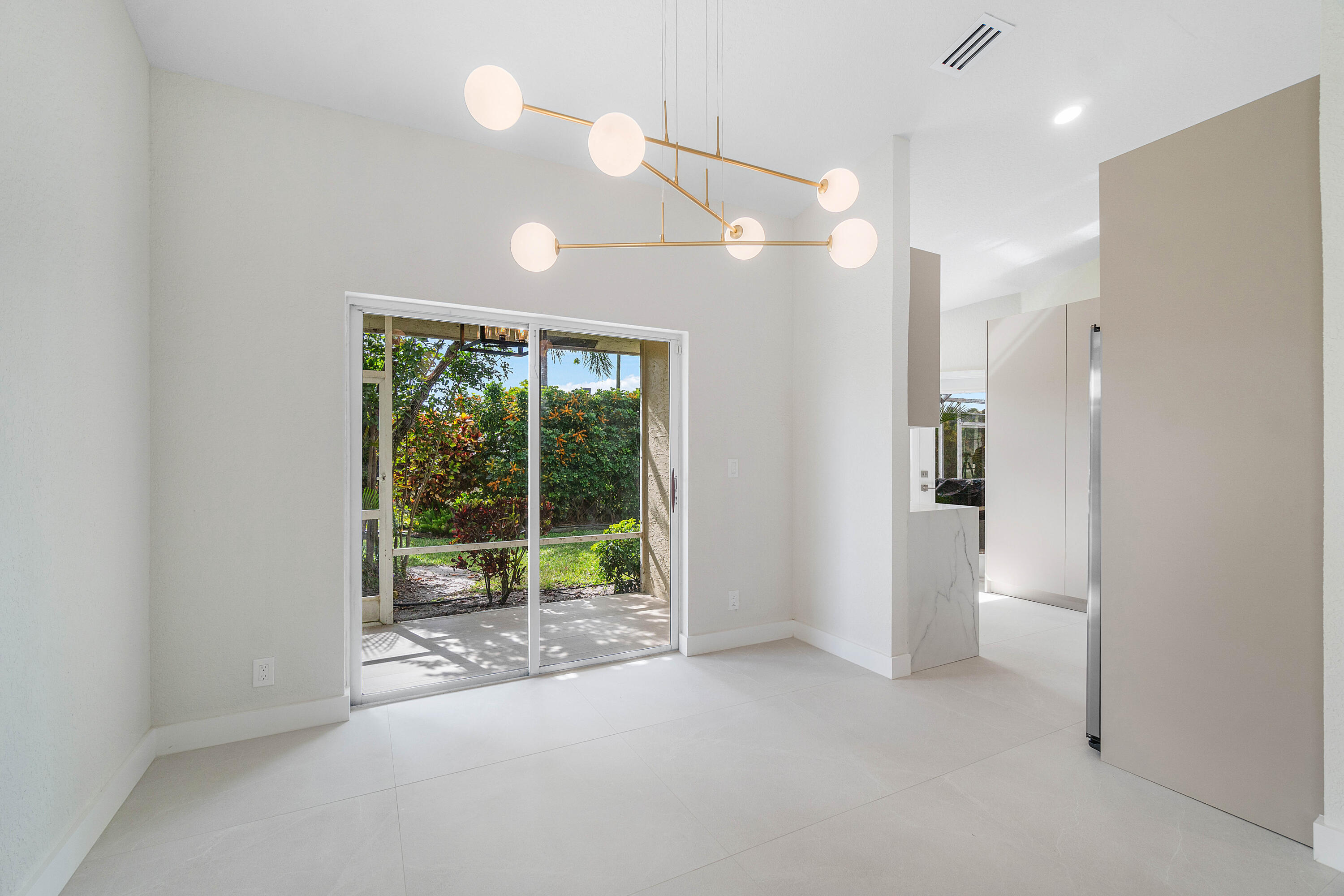 FLORAL LAKES 1 - Residential