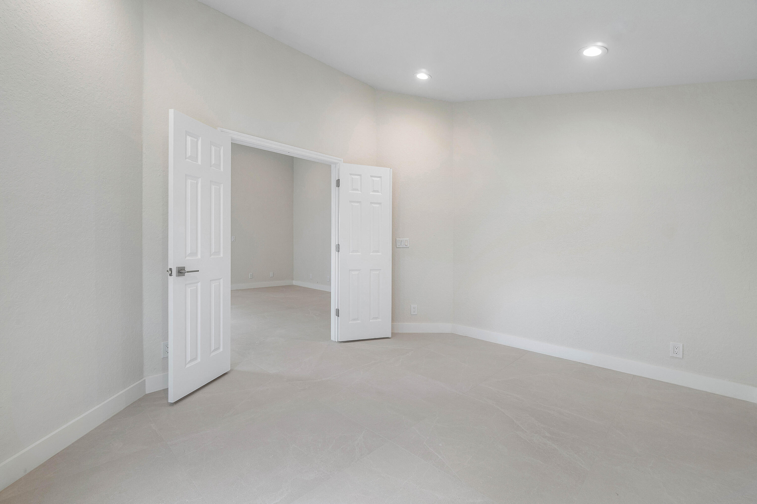 FLORAL LAKES 1 - Residential