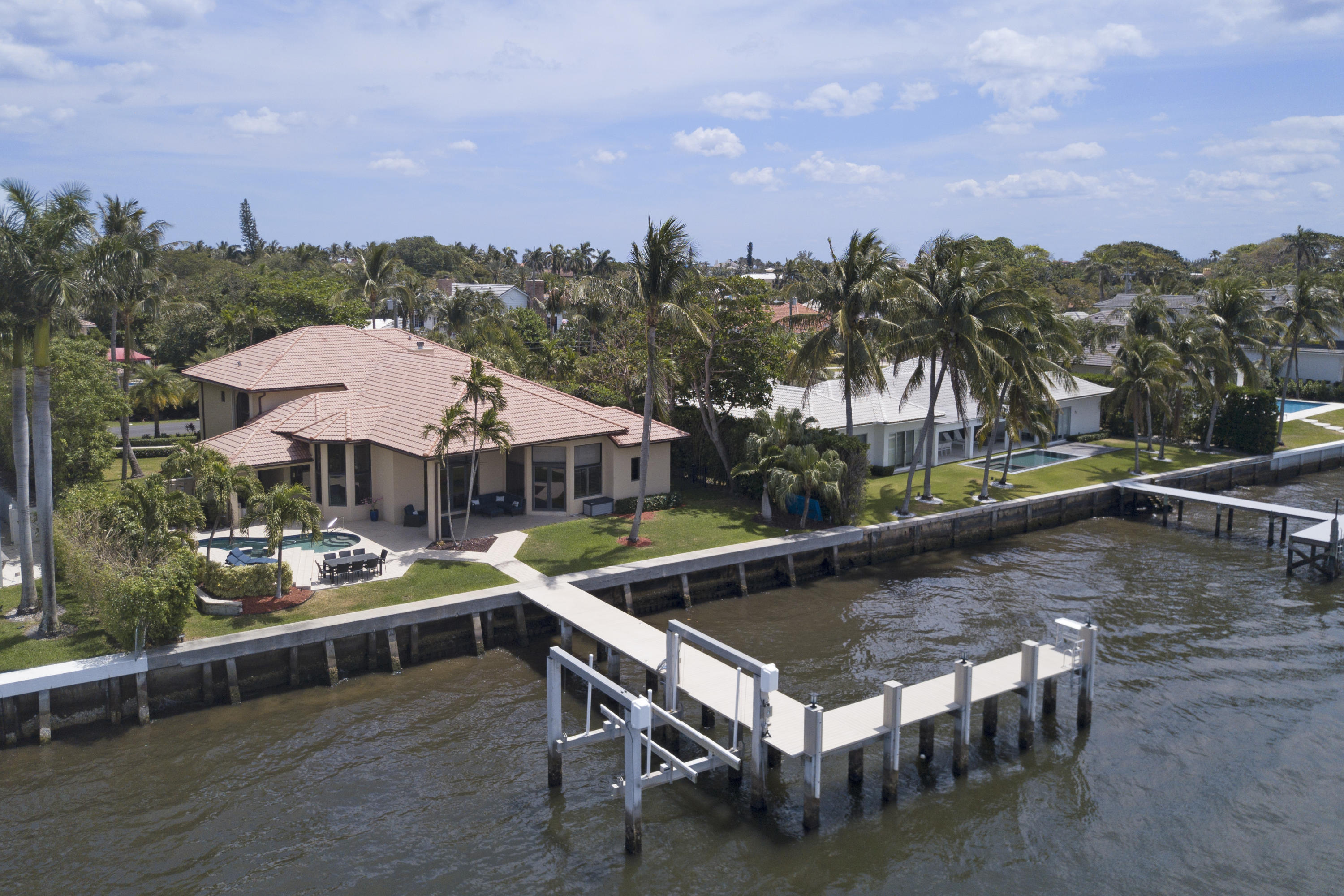 POINT MANALAPAN PL 3 IN - Residential